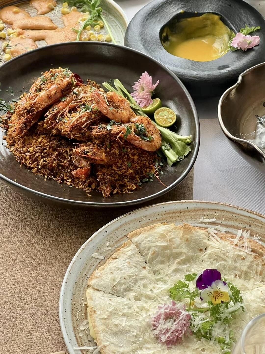 屋顶顶花园餐厅(御湖一品店)