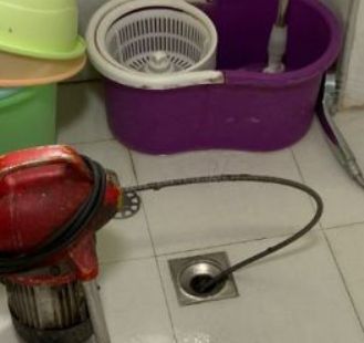 黄师开锁通下水(昌运大厦店)