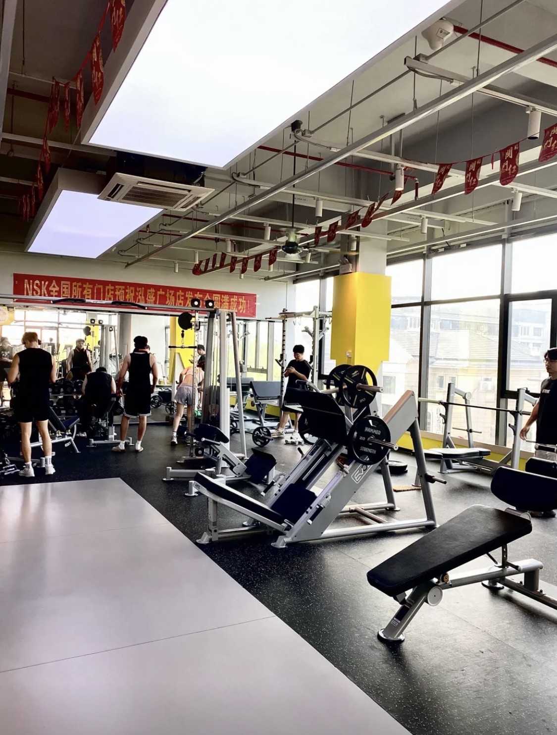 赤兔马健身(泓盛广场店)