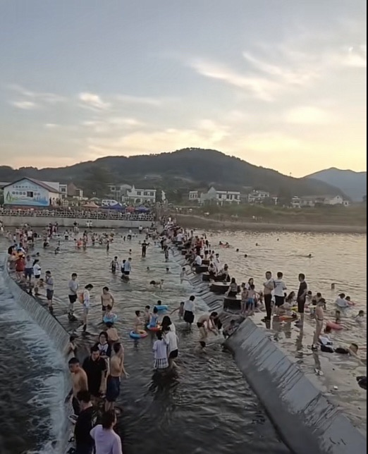 沙螺湾网红坝旅行图片 1