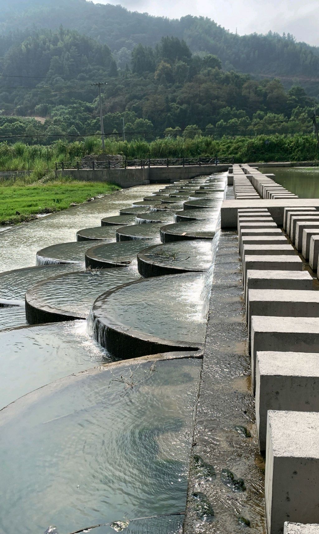 彭坊鱼鳞坝旅行图片 1
