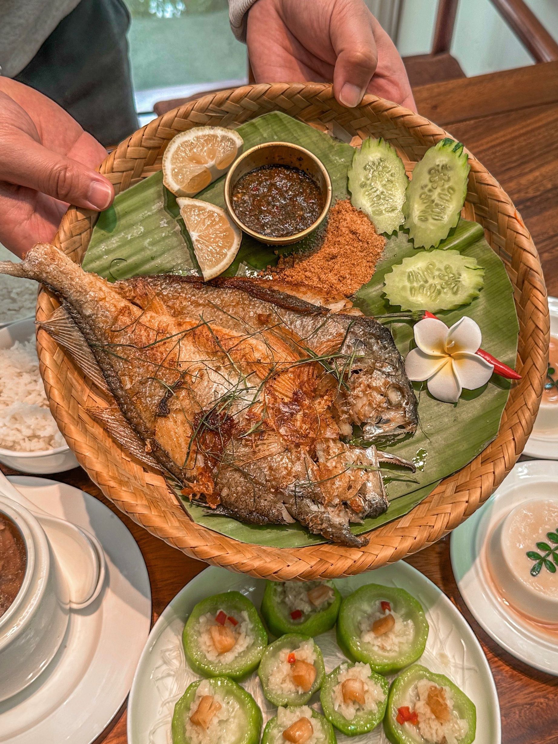 逢年餐厅(花园新村店)