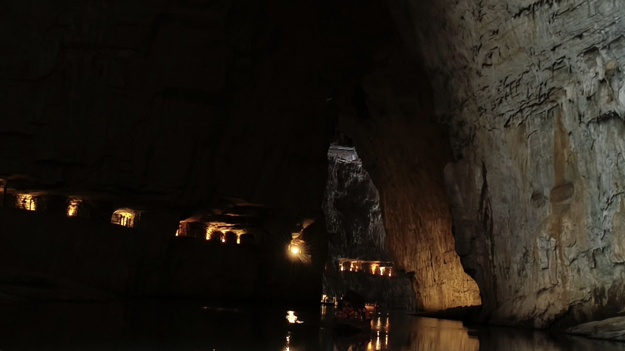 响水洞大峡谷旅行图片 3