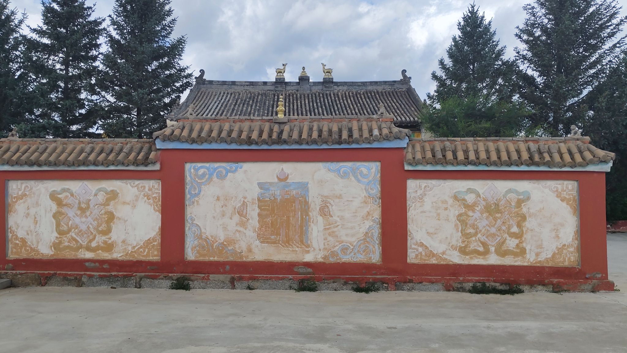 乌兰哈拉嘎庙实景照片