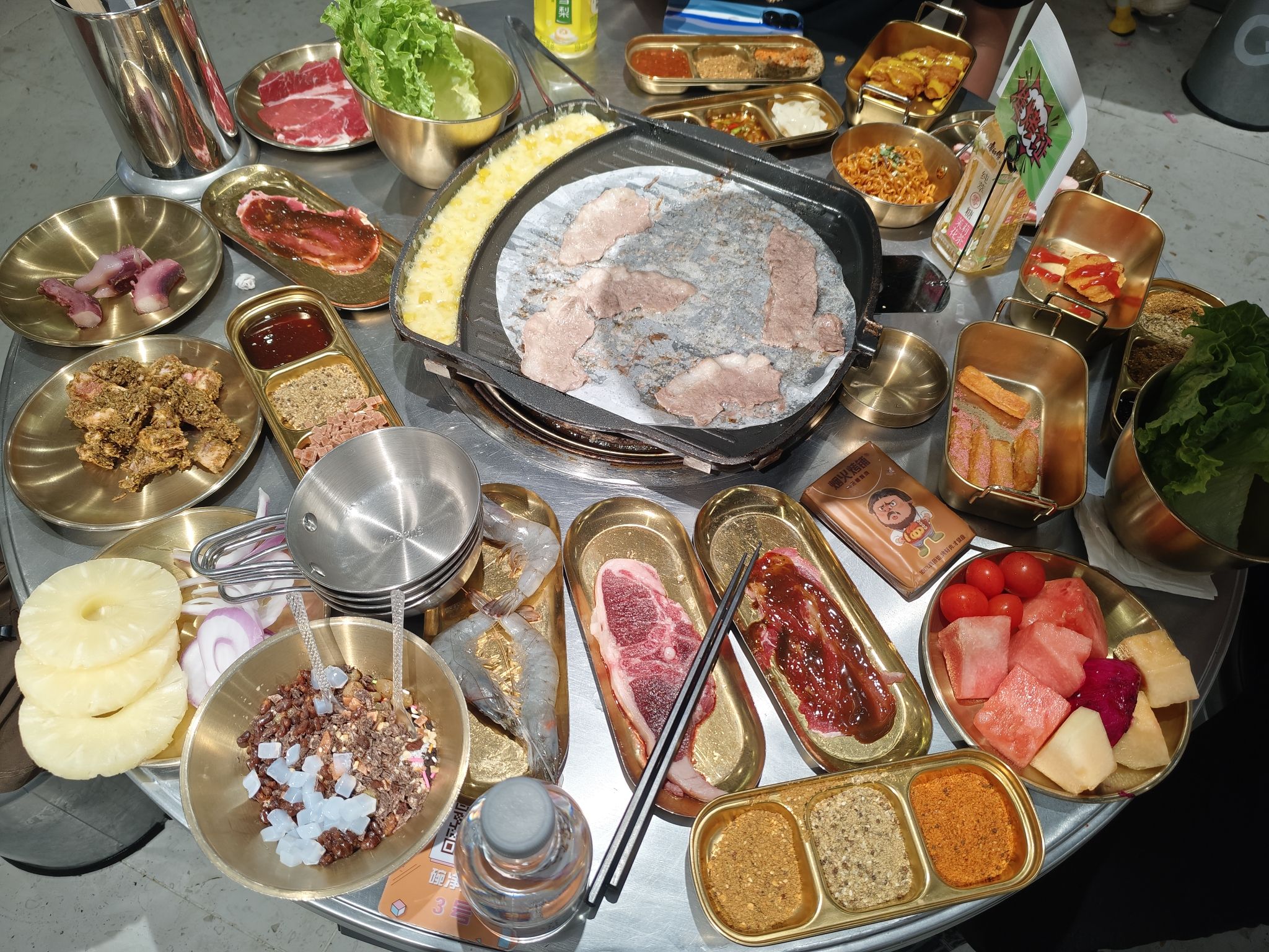 烟火烤铺·无限烤肉(万达广场三门峡店)