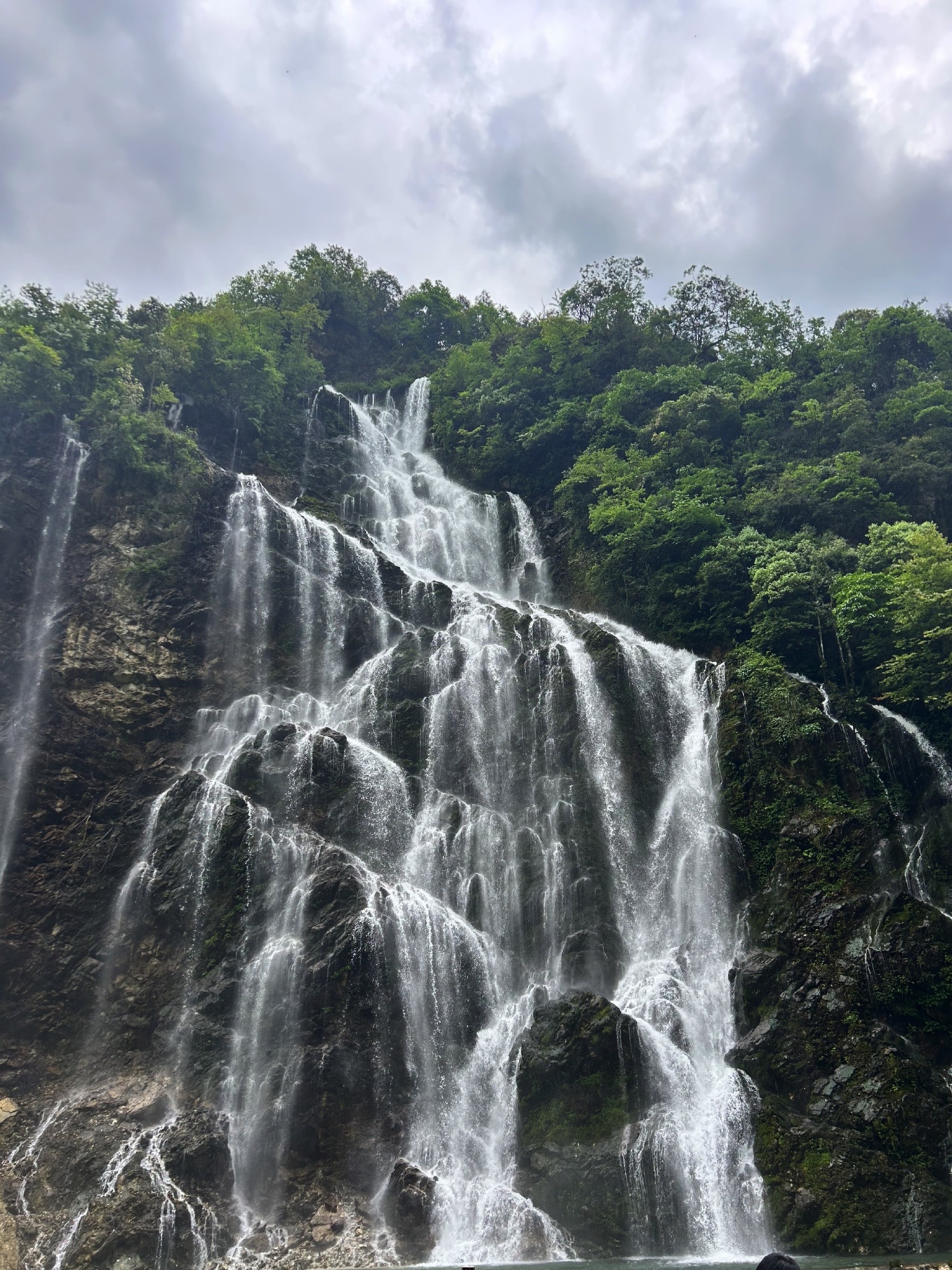 燕远村瀑布旅行图片 1
