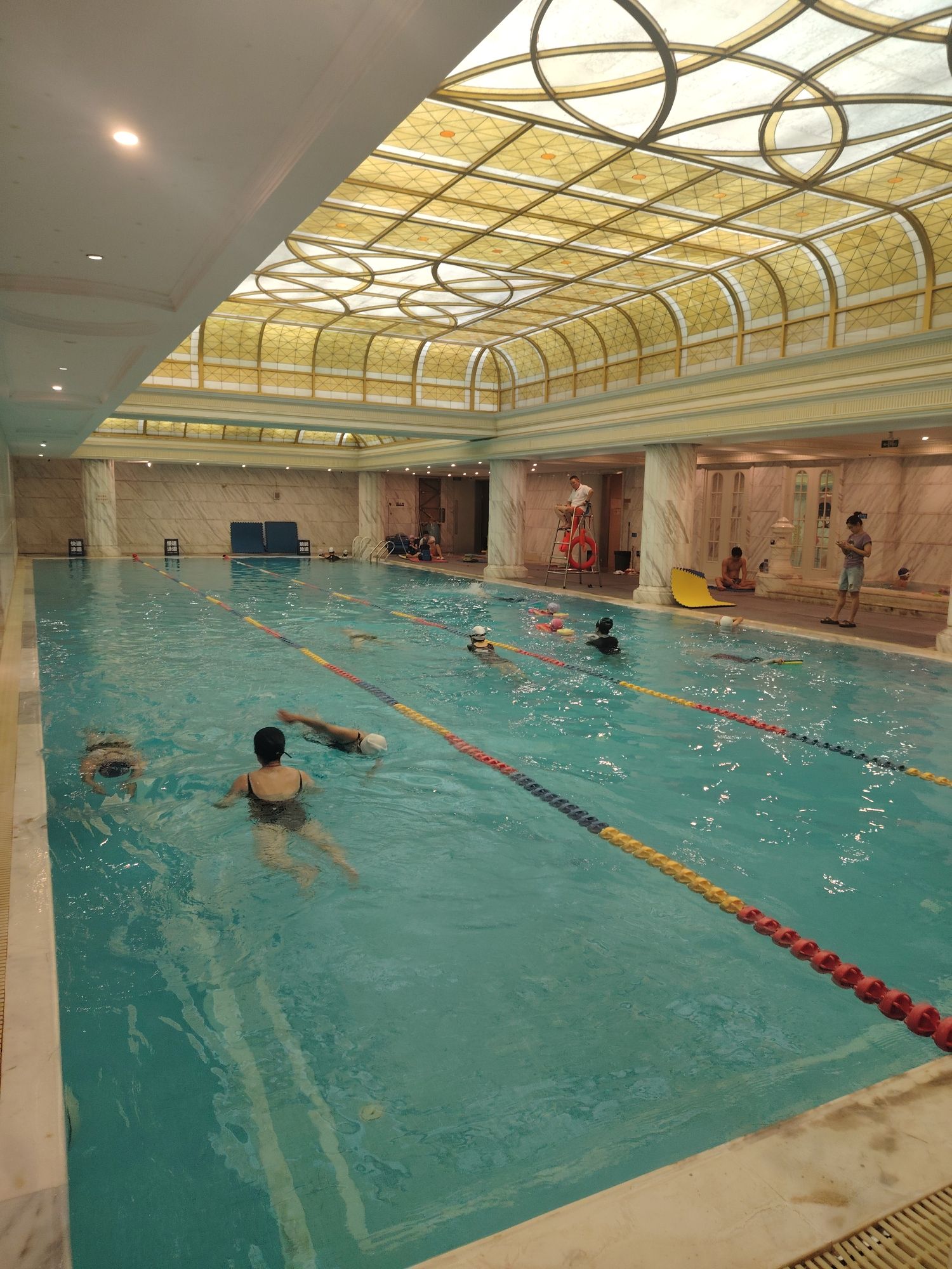 场地封面-金大元游泳馆