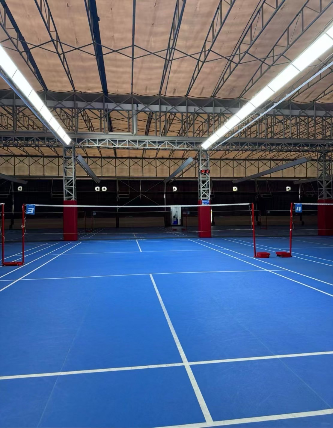场地封面-员村羽毛球馆