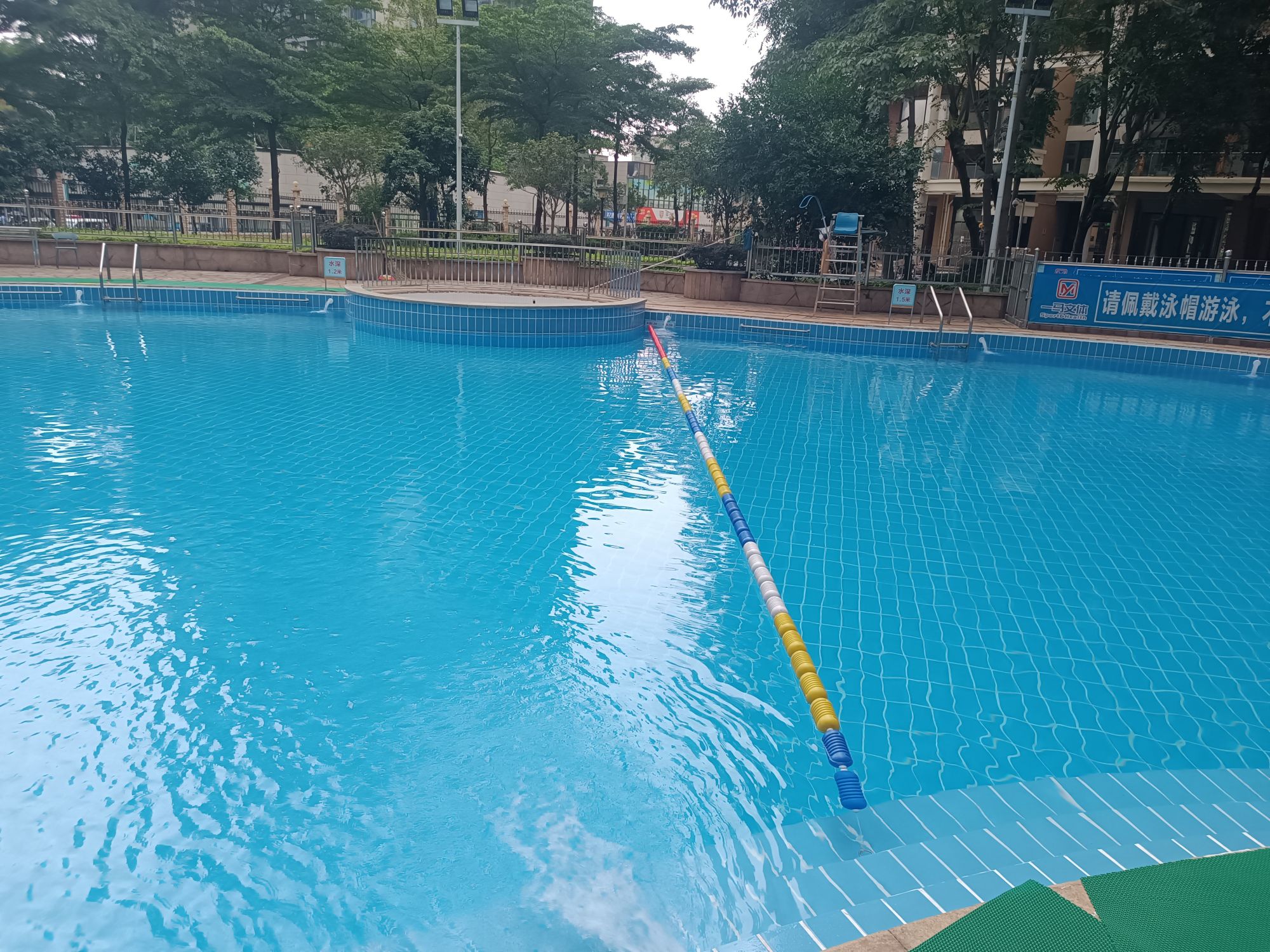 场地封面-景盛豪庭游泳池