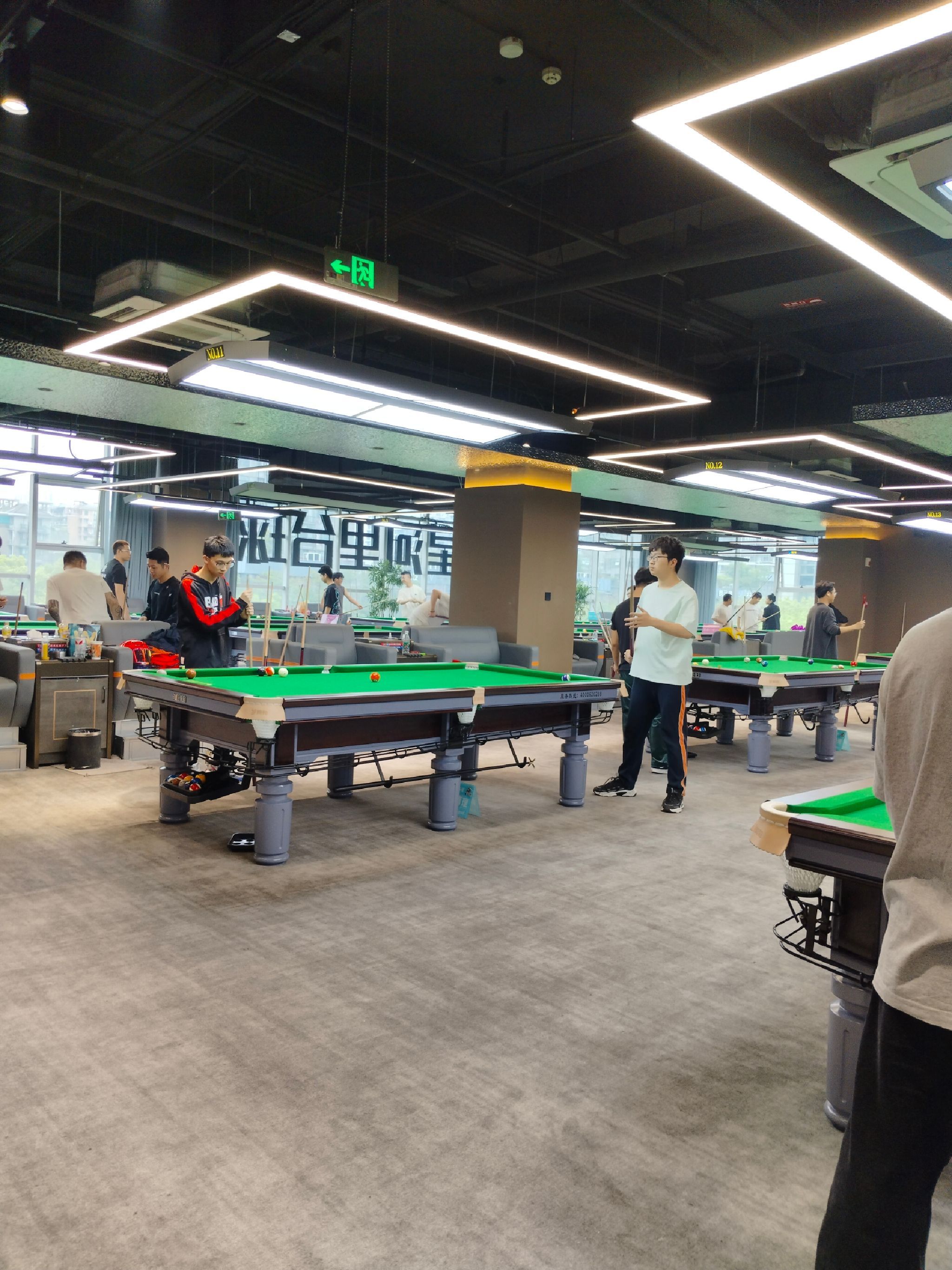 场地封面-星河里台球俱乐部(杭州新传媒产业大厦店)