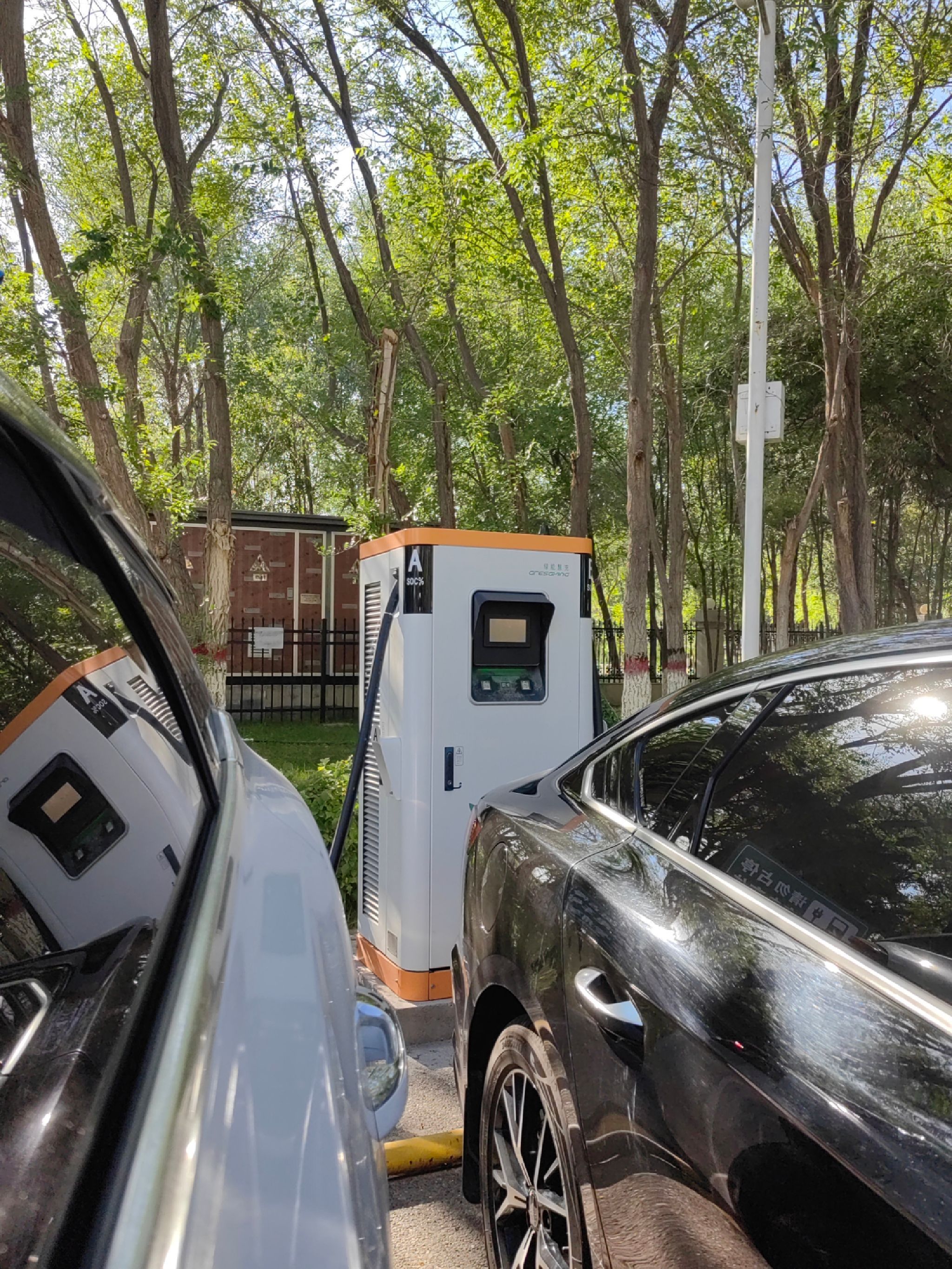 汽车充电站(博尔塔拉宾馆站)