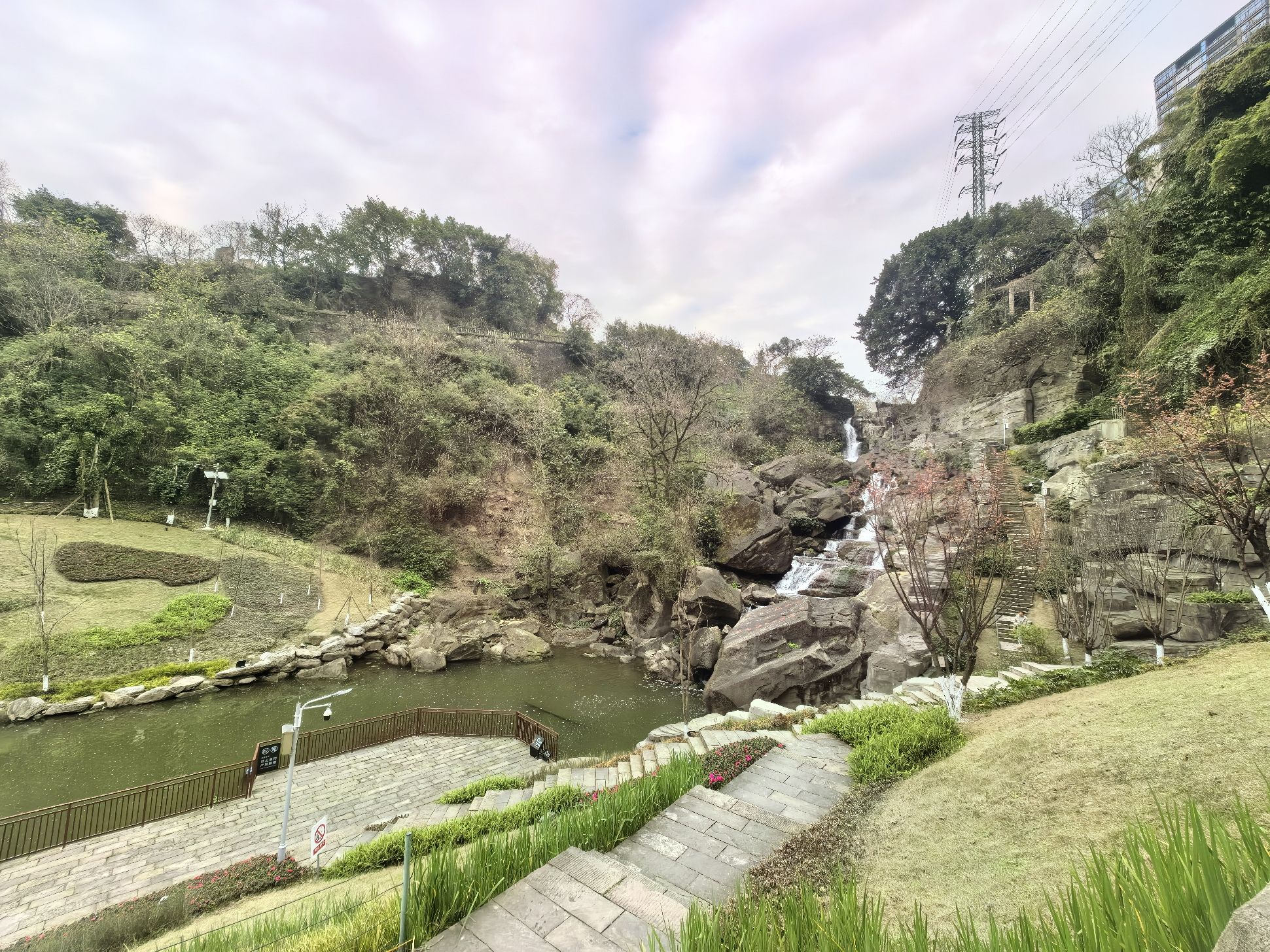 巴人汲水公园旅行图片 1