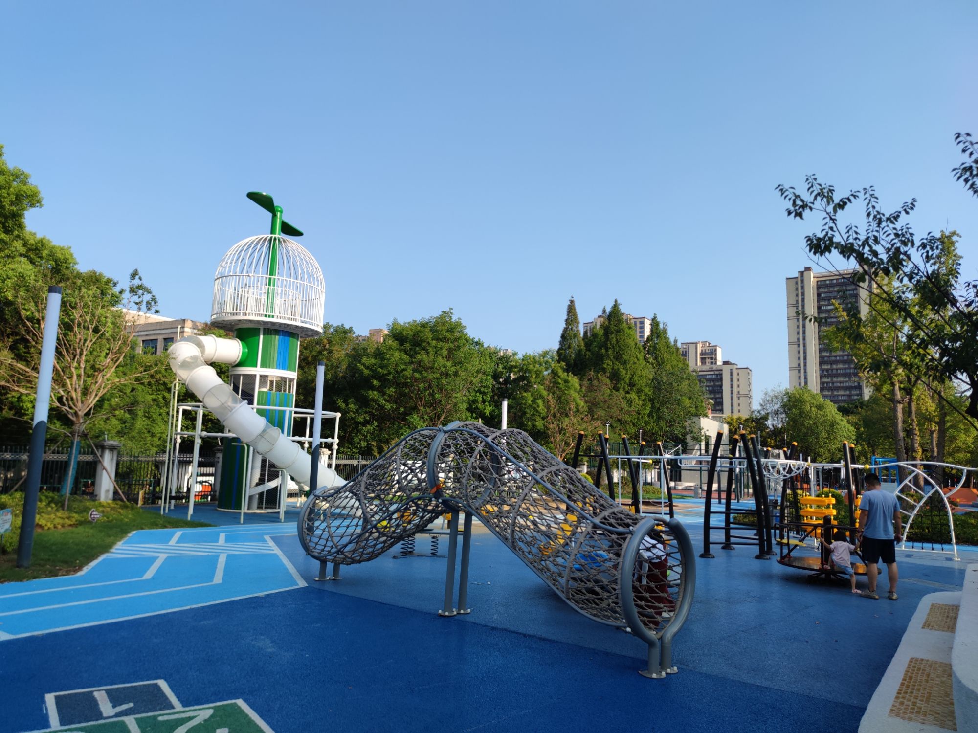 梧桐语广场儿童友好成长公园旅行图片