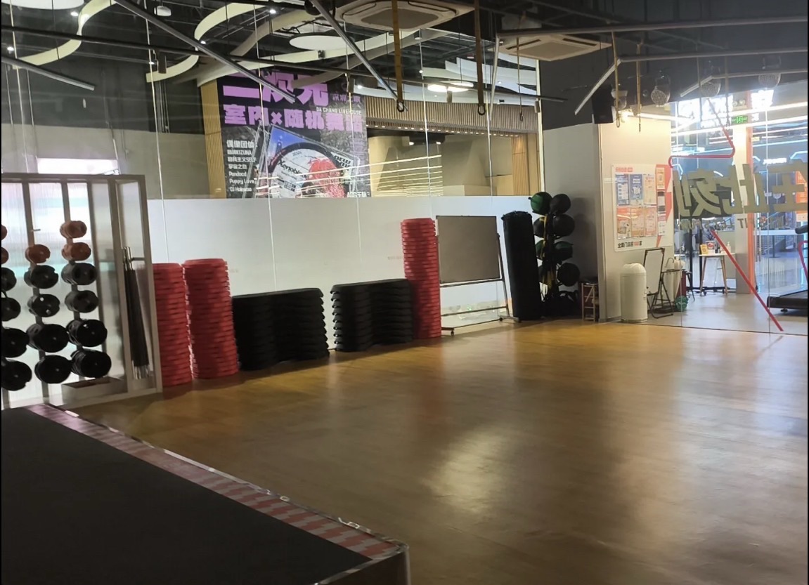 乐刻运动健身(深圳之眼店)