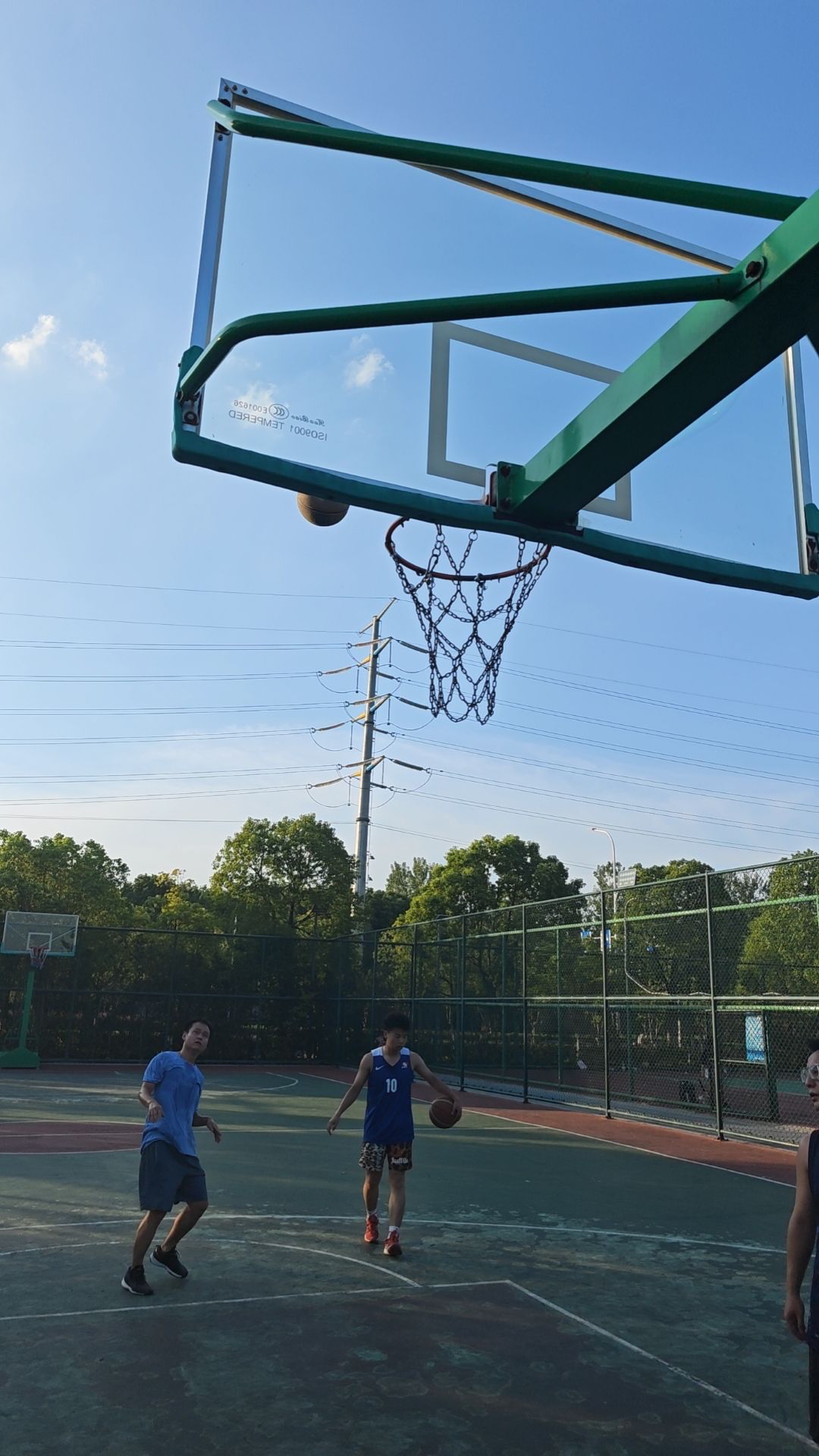 场地封面-麒麟中央公园篮球场