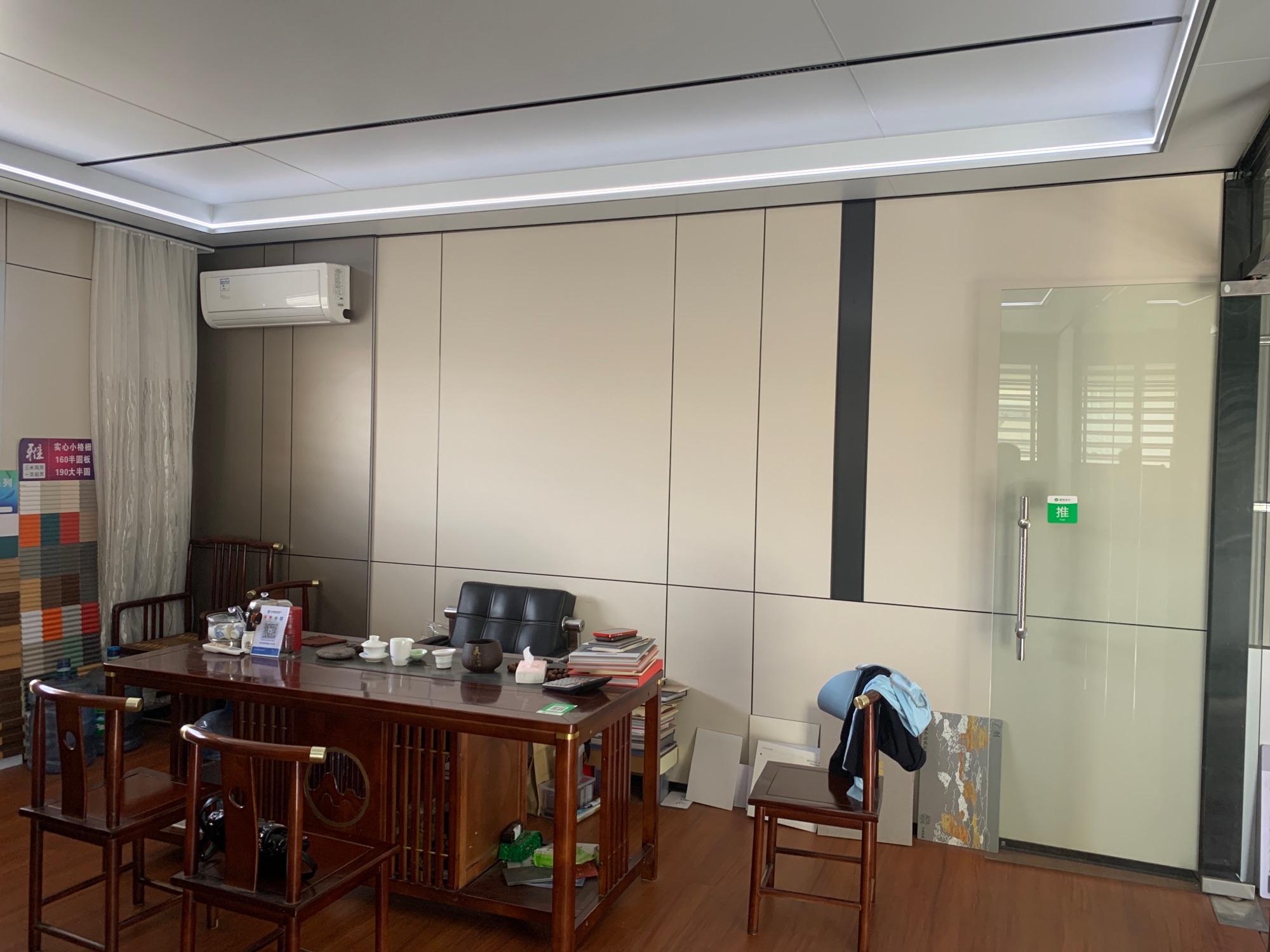 龙岩优虎建材木饰面碳晶板