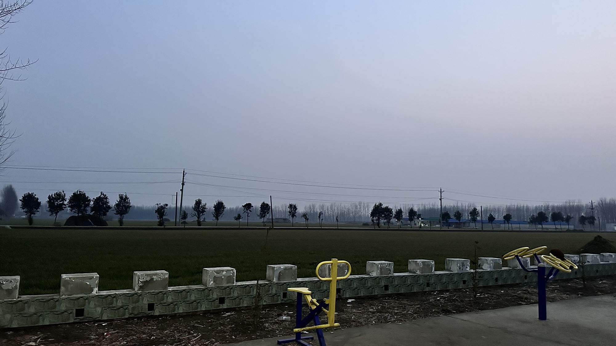 前张小广场旅行图片 3