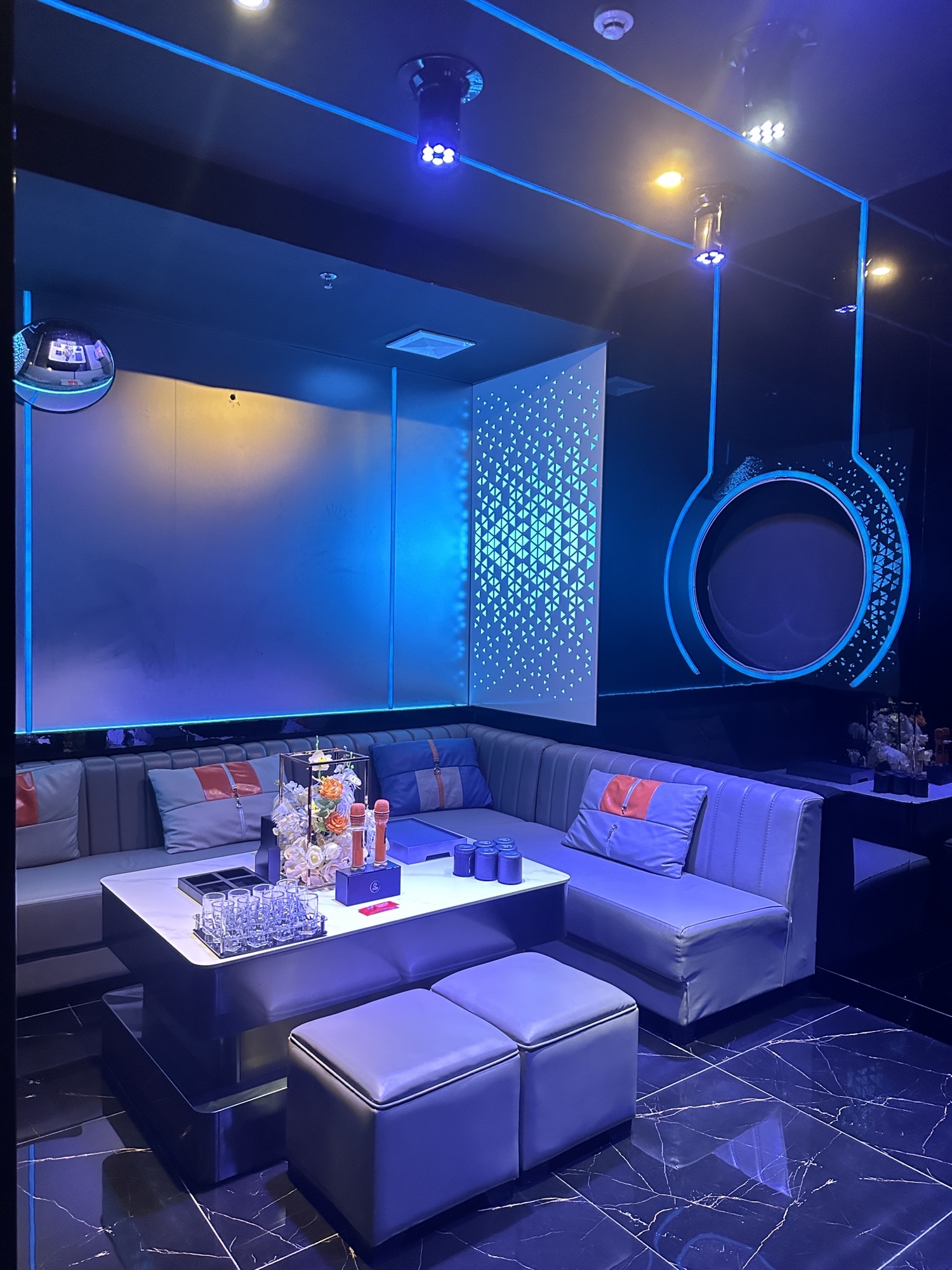 场地封面-NOVA诺娃KTV