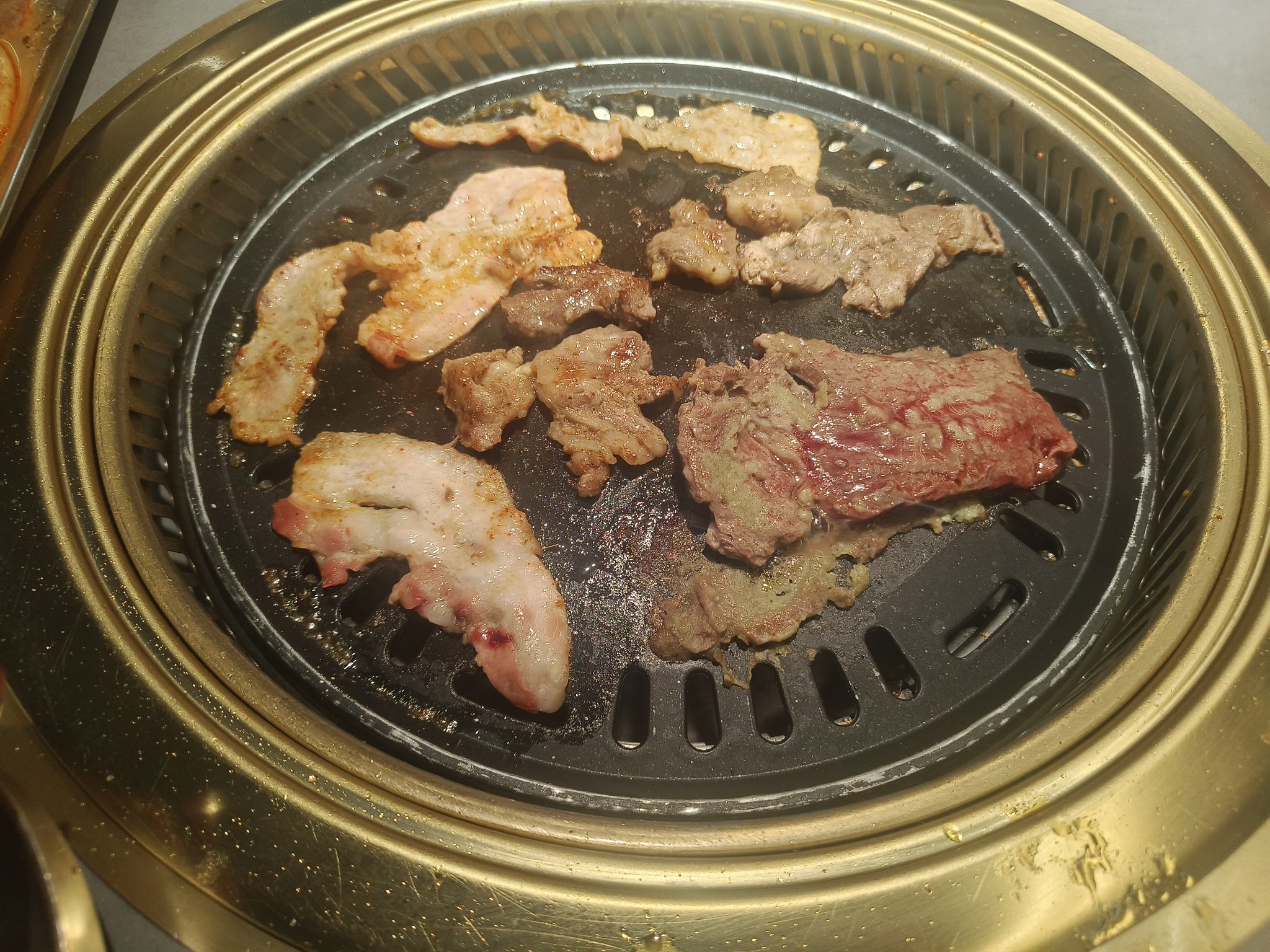 古鲁特烤肉自助餐厅(赣州君尚店)