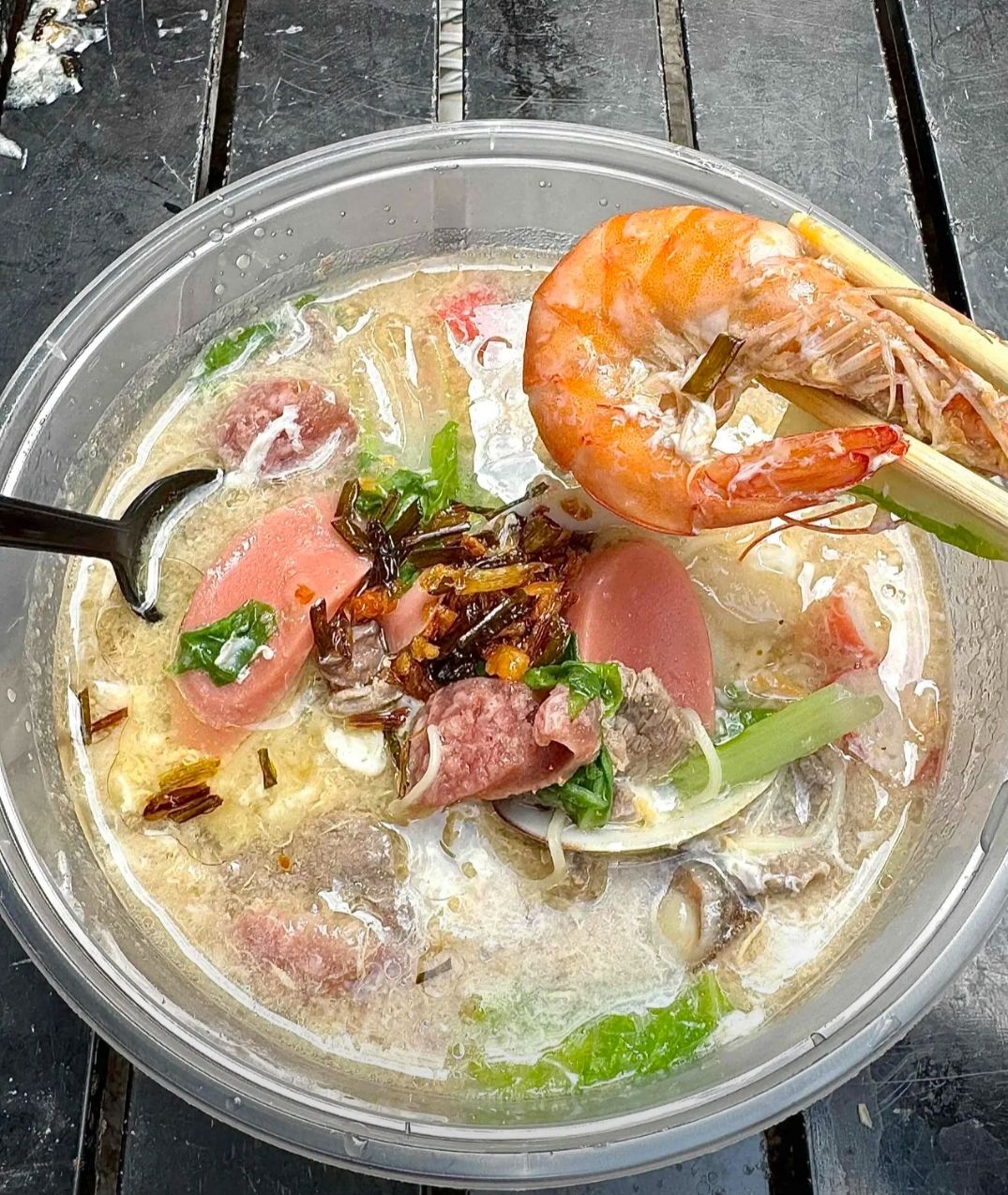 姐妹海鲜焖面