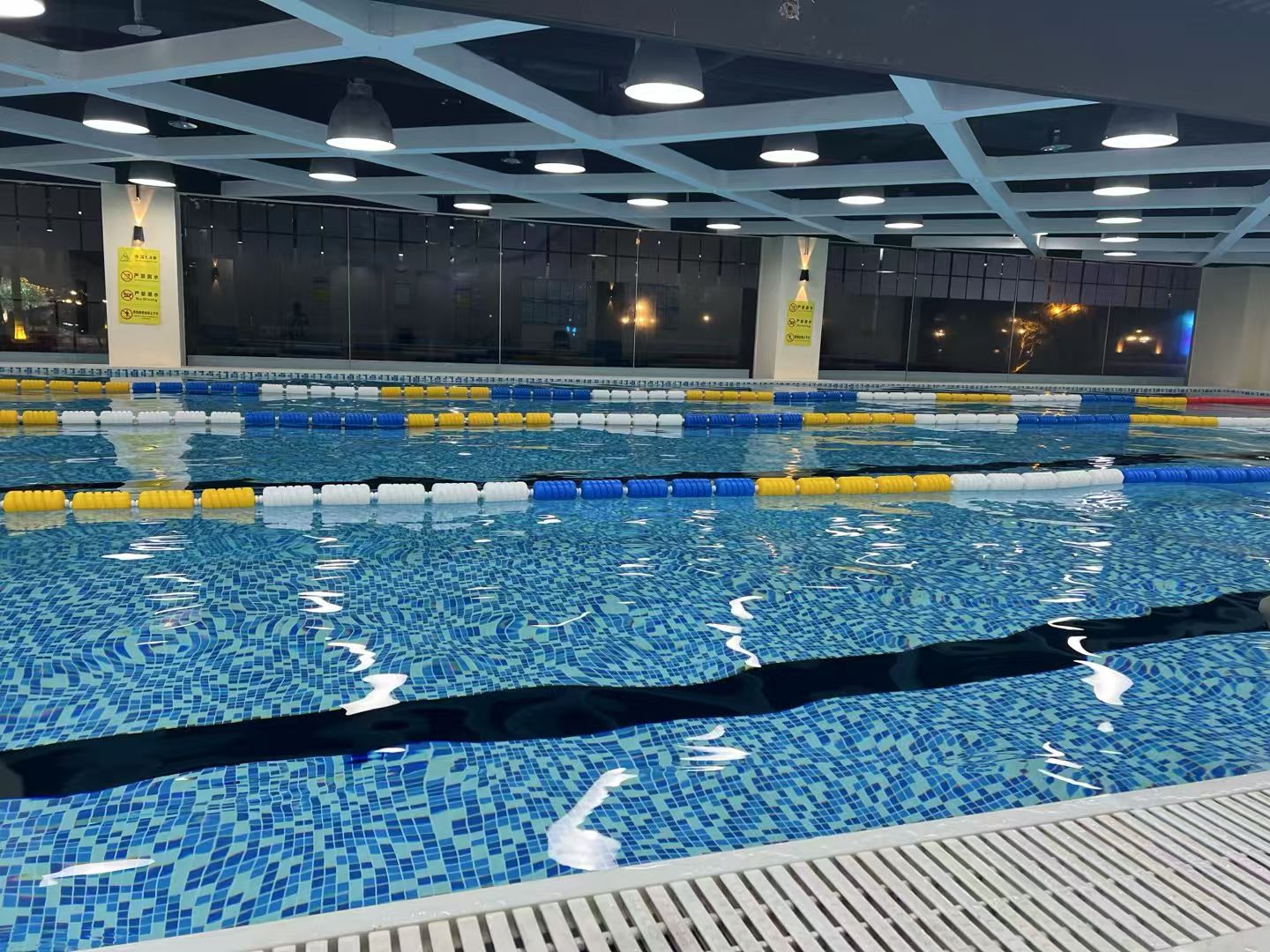 场地封面-铭凯游泳健身