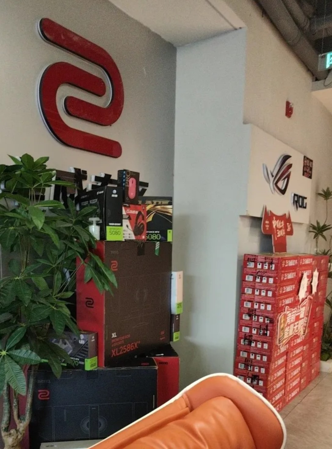 悟空电竞网咖(凤鸣雅苑B区店)