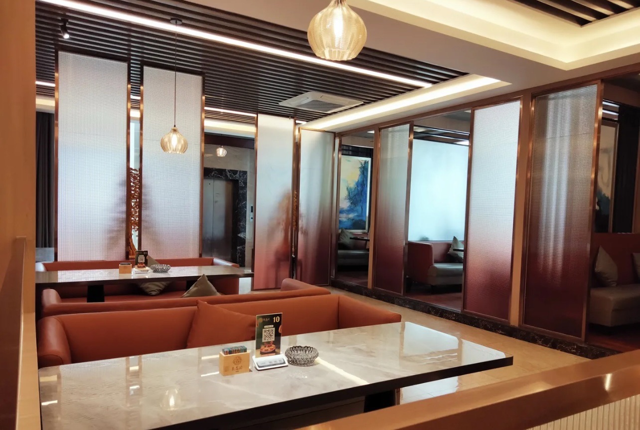 聚鑫阁咖啡厅(金鼎店)