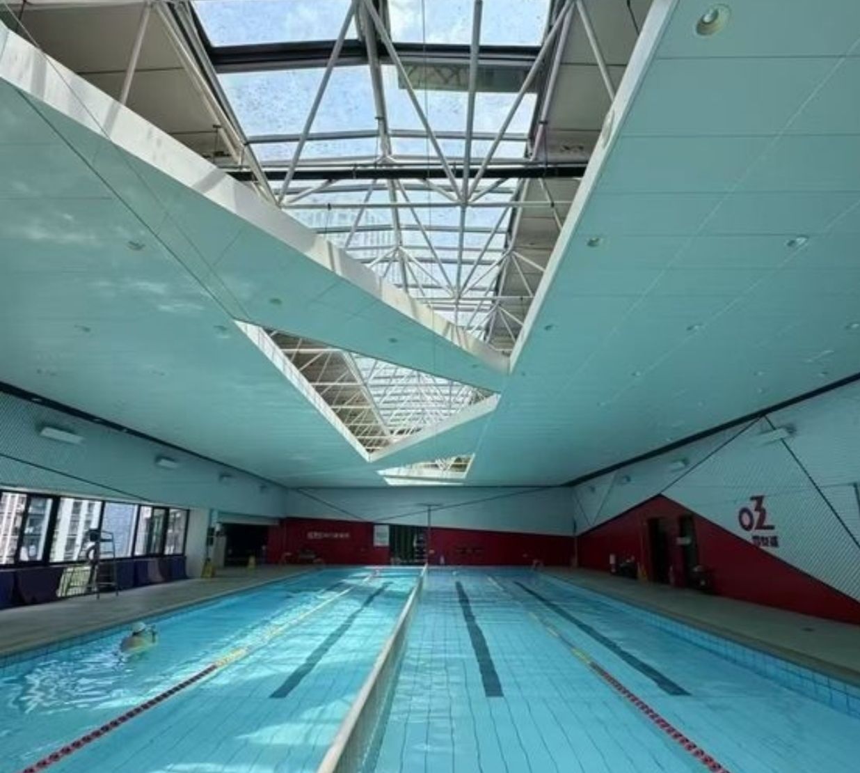 场地封面-英力德游泳健身(华元欢乐城旗舰店)