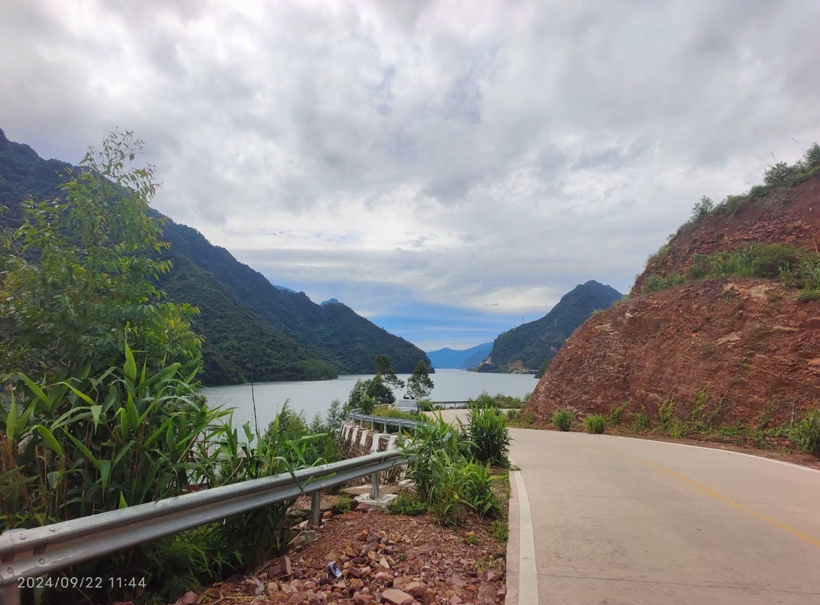 大藤峡s弯网红打卡地旅行图片 1