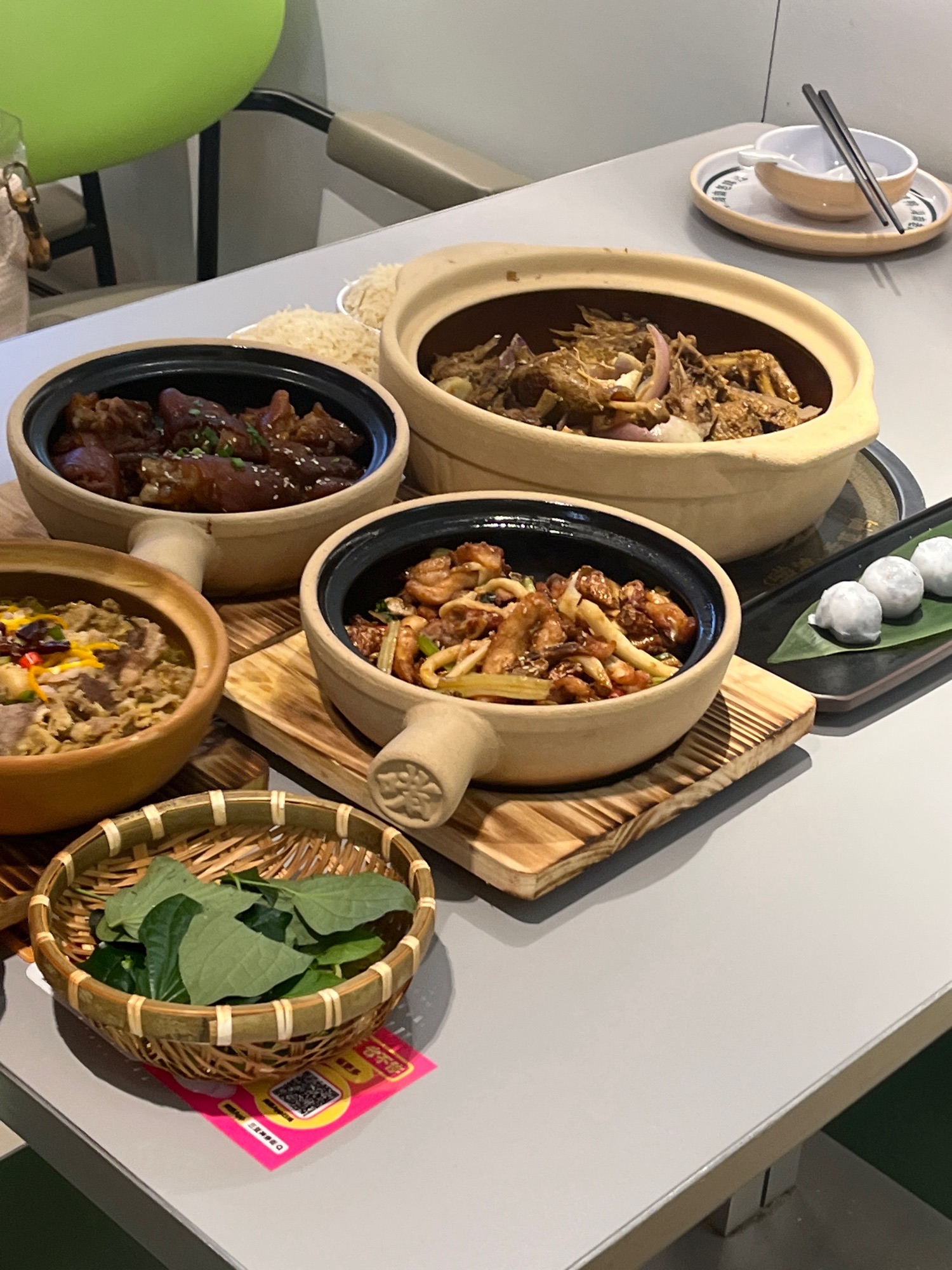 唠婆香草鸭·老海南大排档(一丰禾店)(暂停营业)