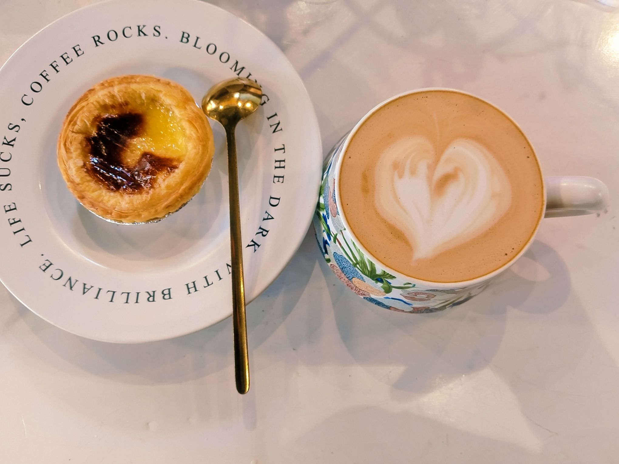 场地封面-萬里船咖啡