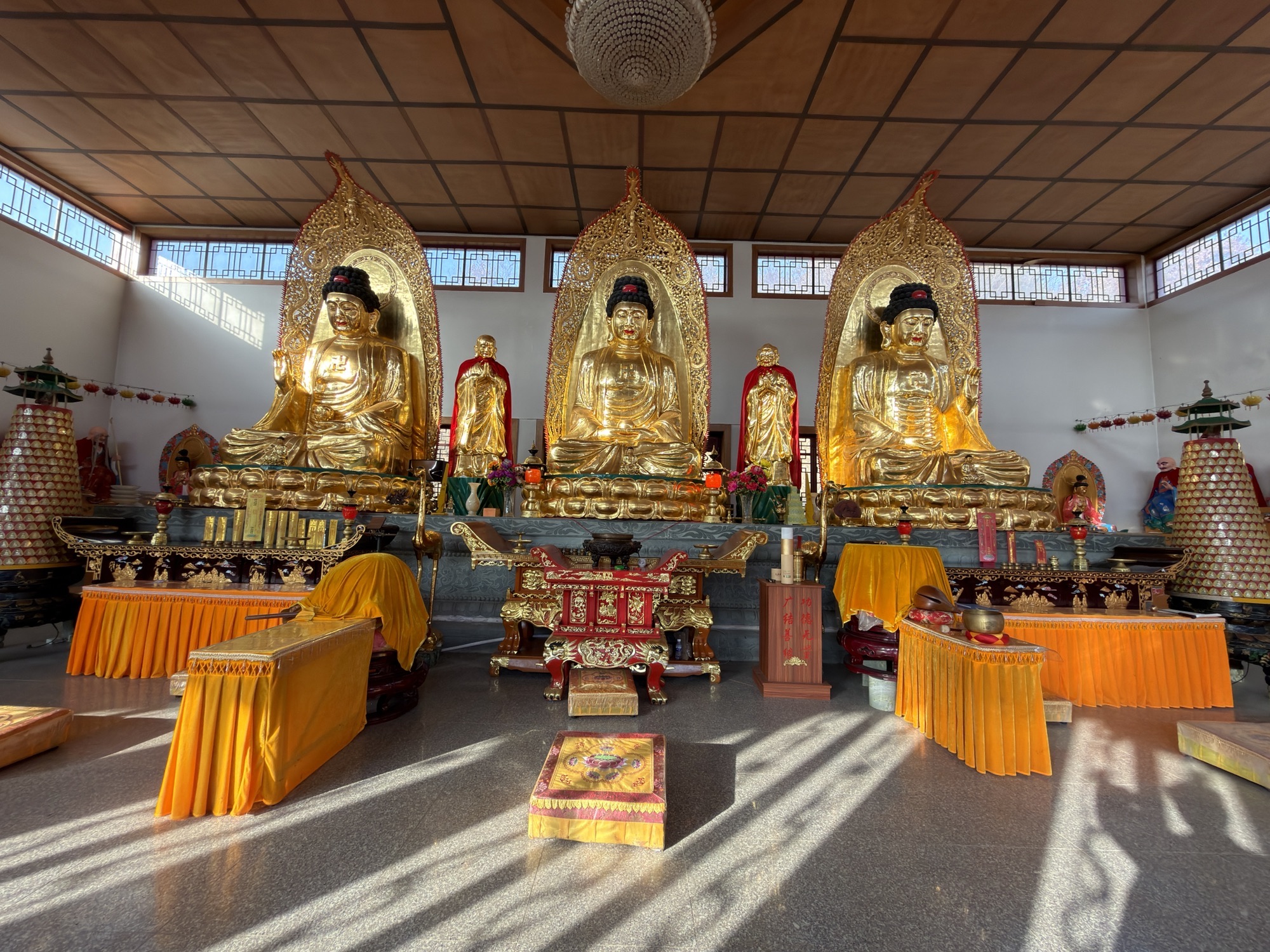 辽宁鞍山岫岩明岩禅寺实景照片