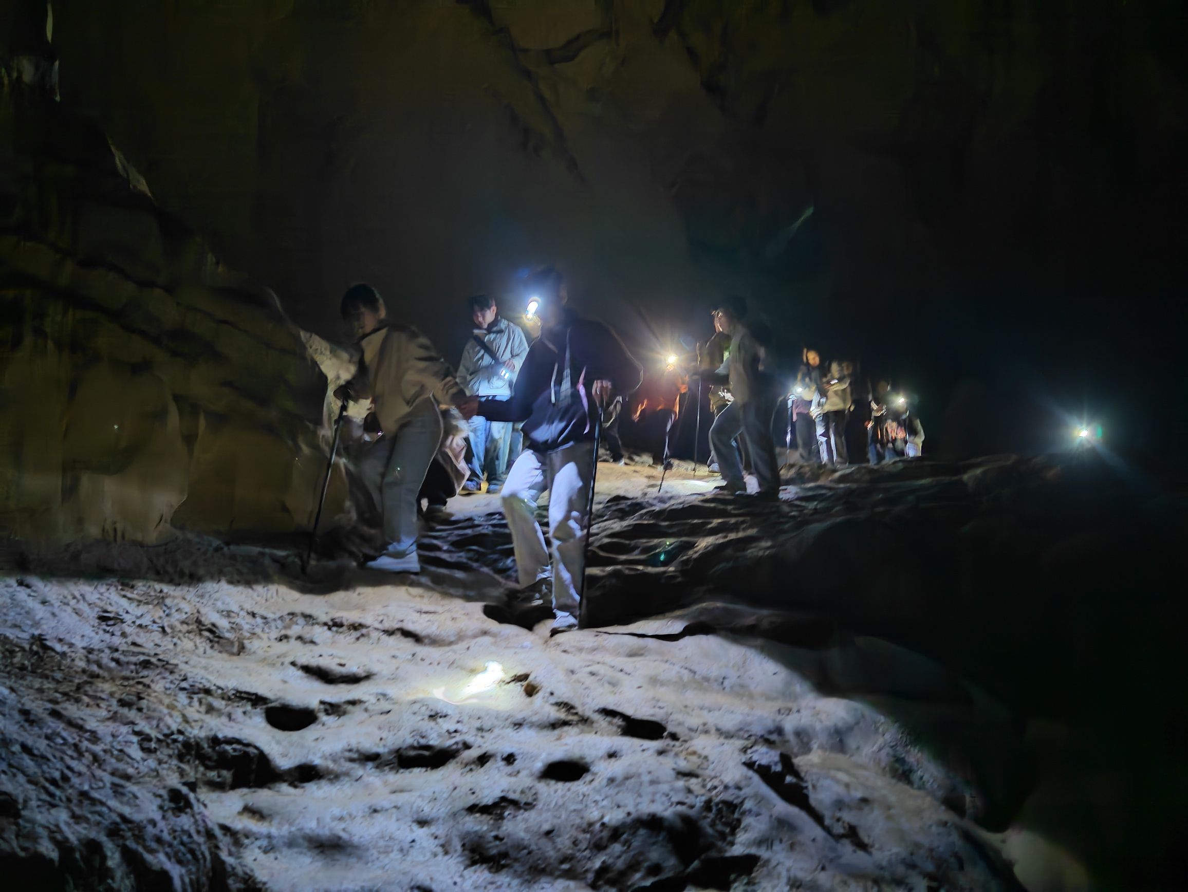 江洲地下长廊旅行图片 3