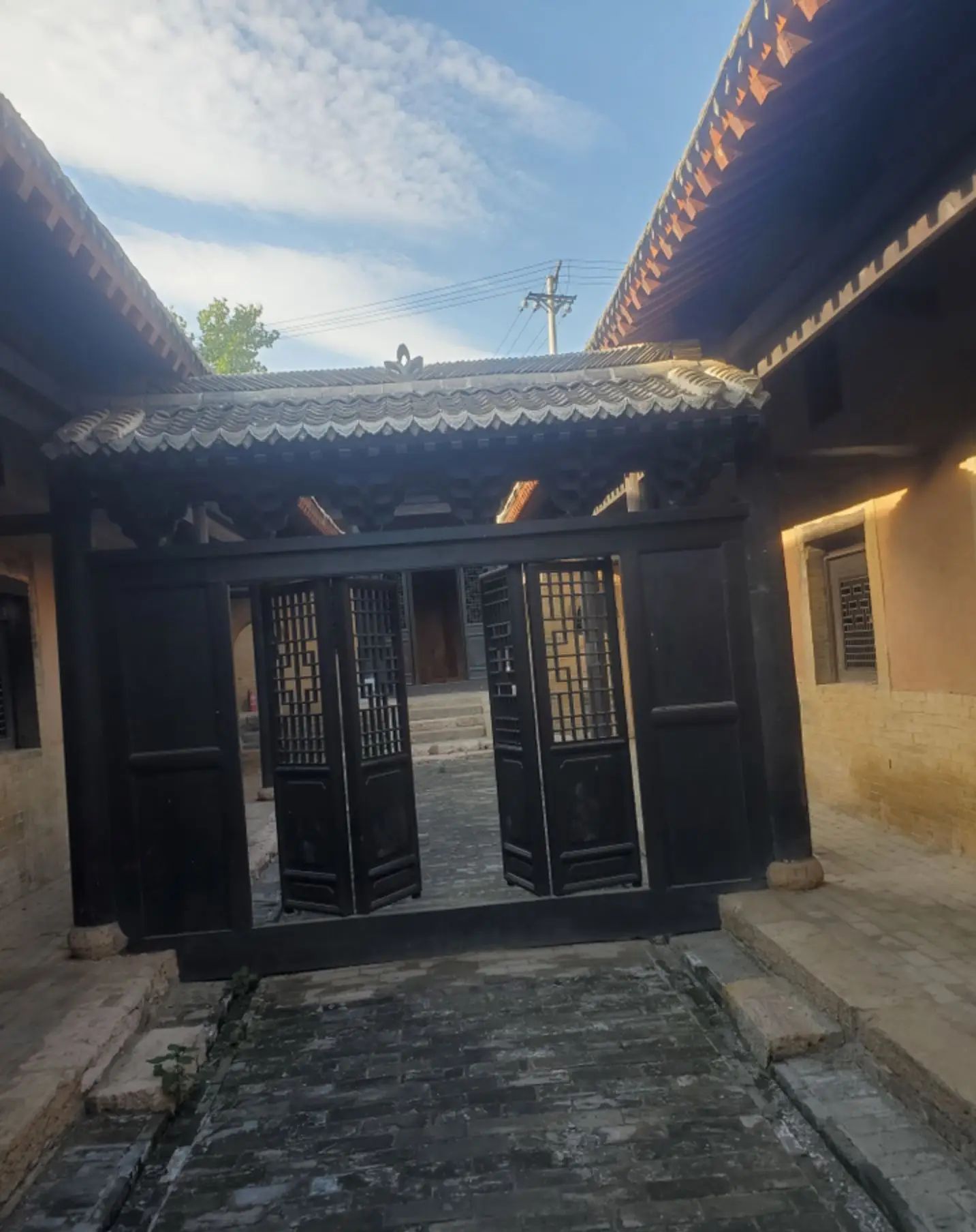 张家大院寨门道炒鸡旅行图片 3