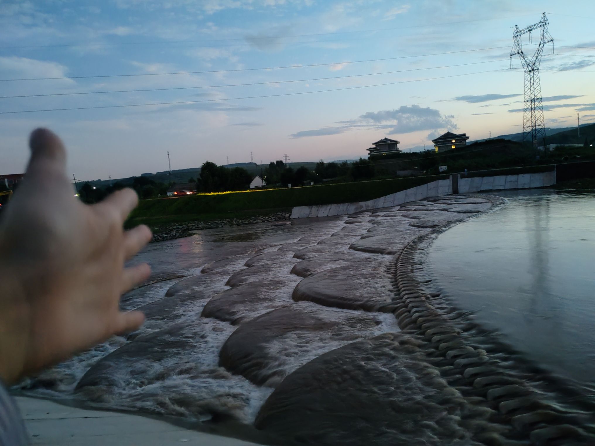 龙渊桥鱼鳞坝旅行图片 1