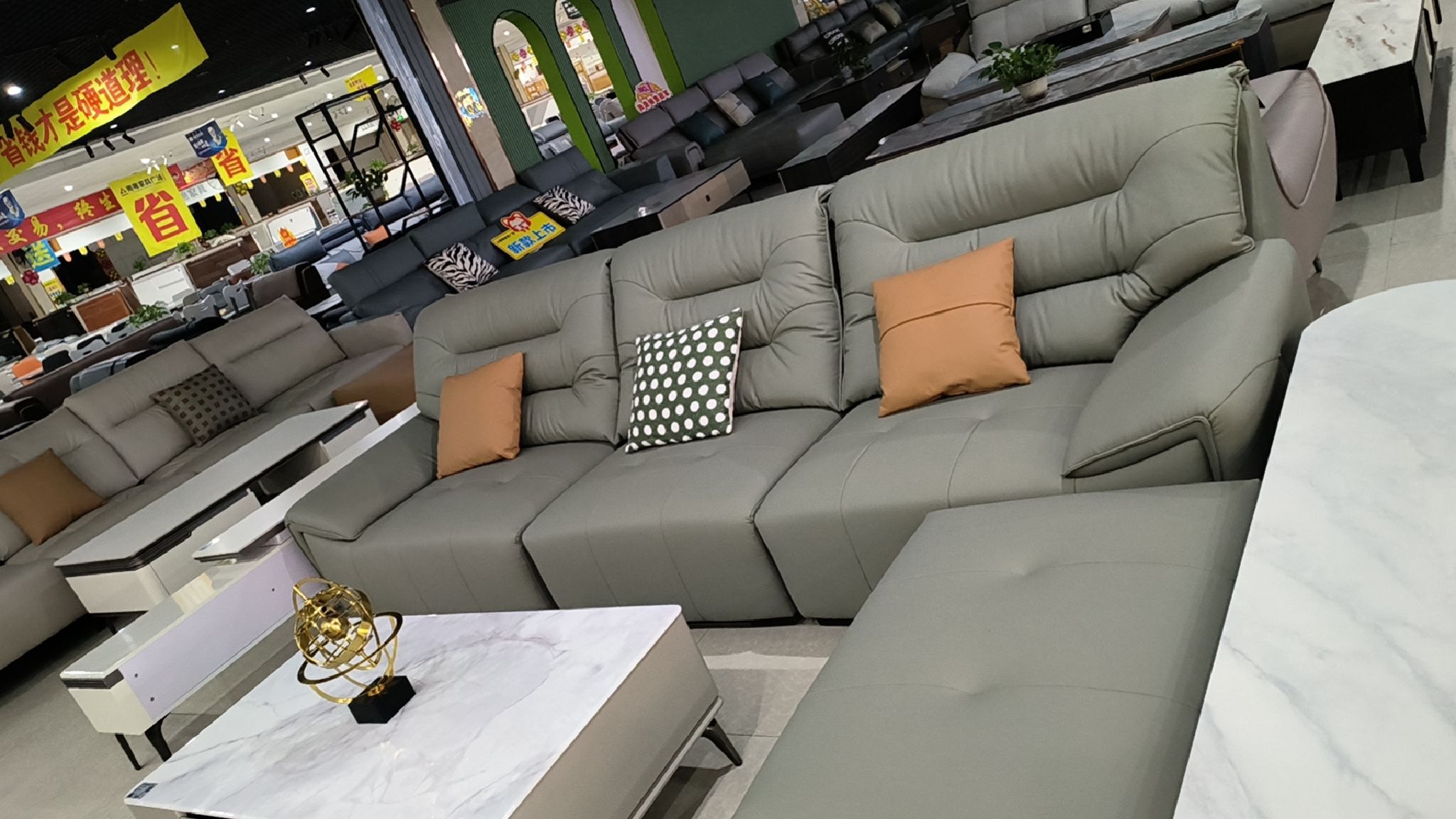 南粤家具广场(宜州店)