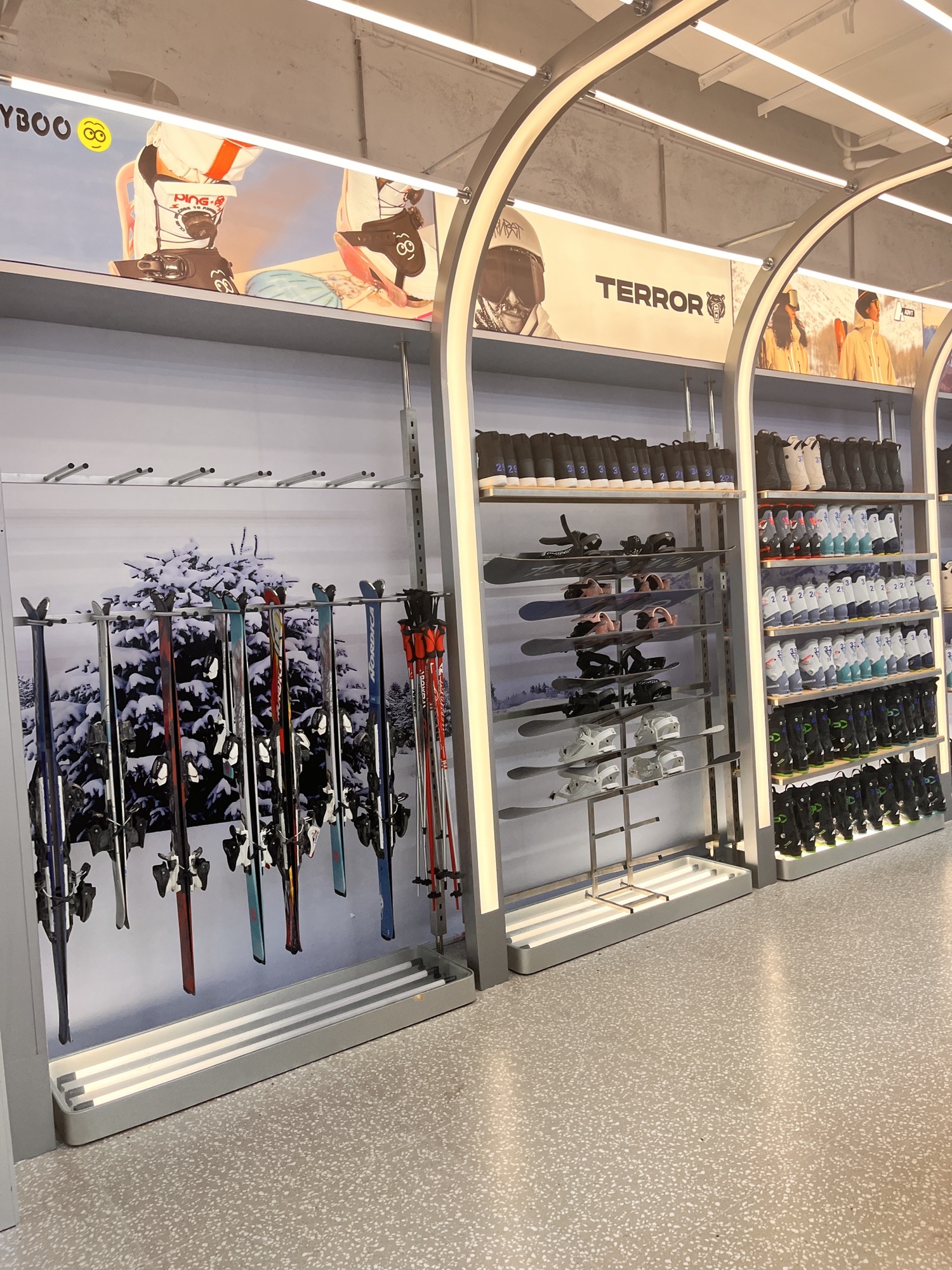 场地封面-雪秀(云门New Park)