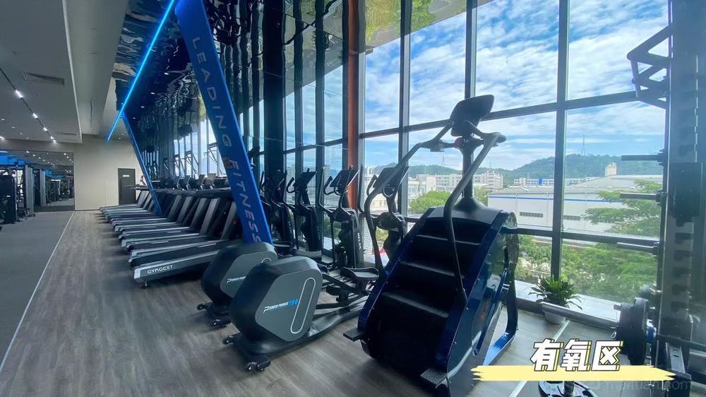 场地封面-领健游泳健身(YD旗舰店)