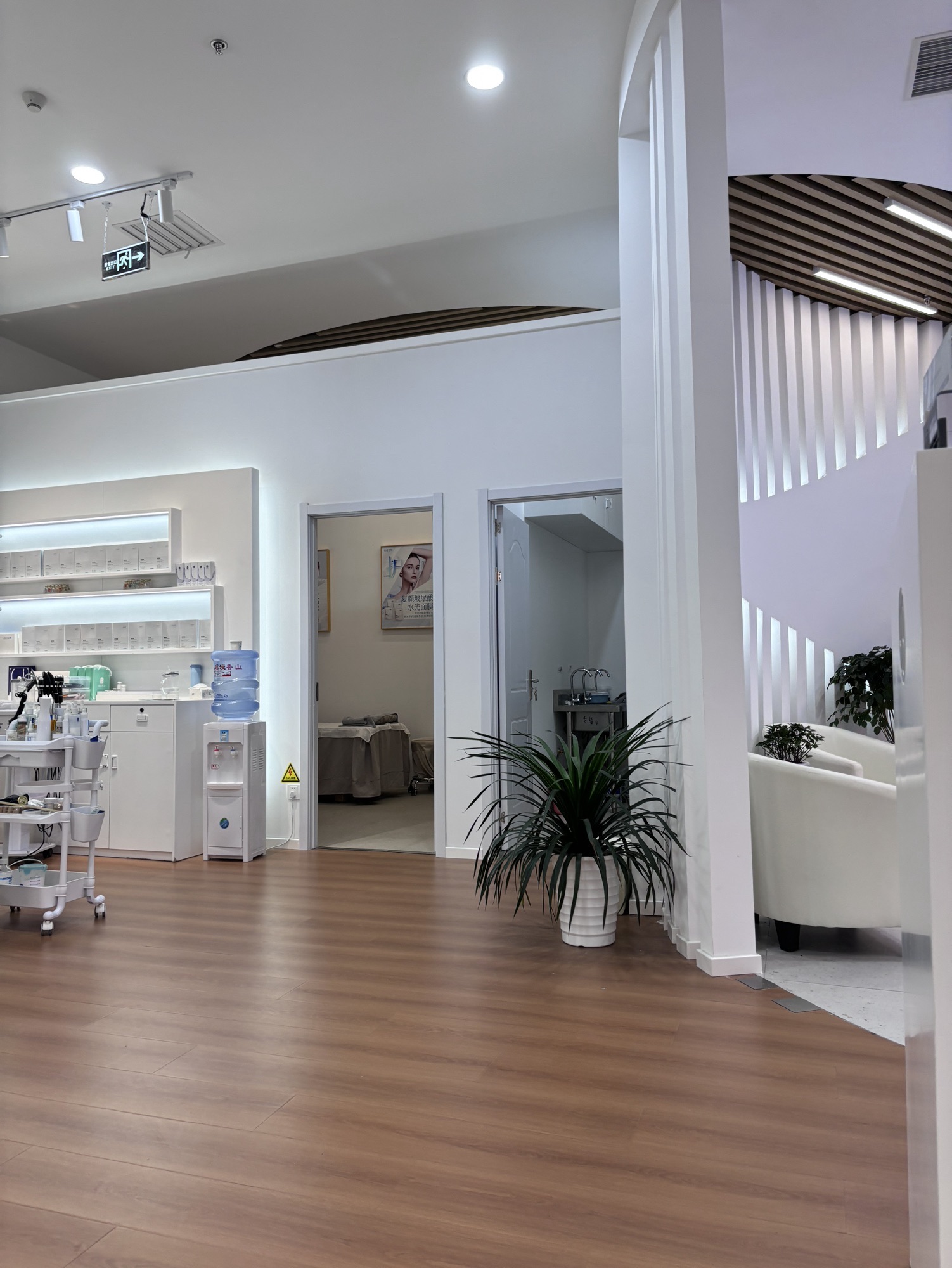 美姿至纯(林奥CITY PARK购物中心店)