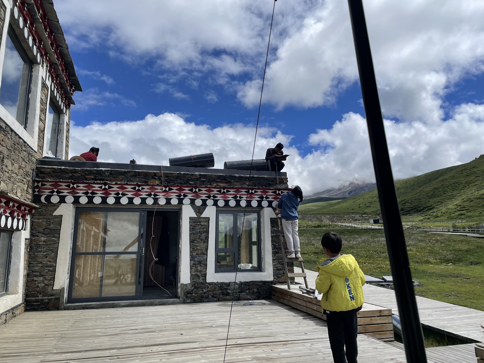 拉岗黑帐篷旅行图片 1