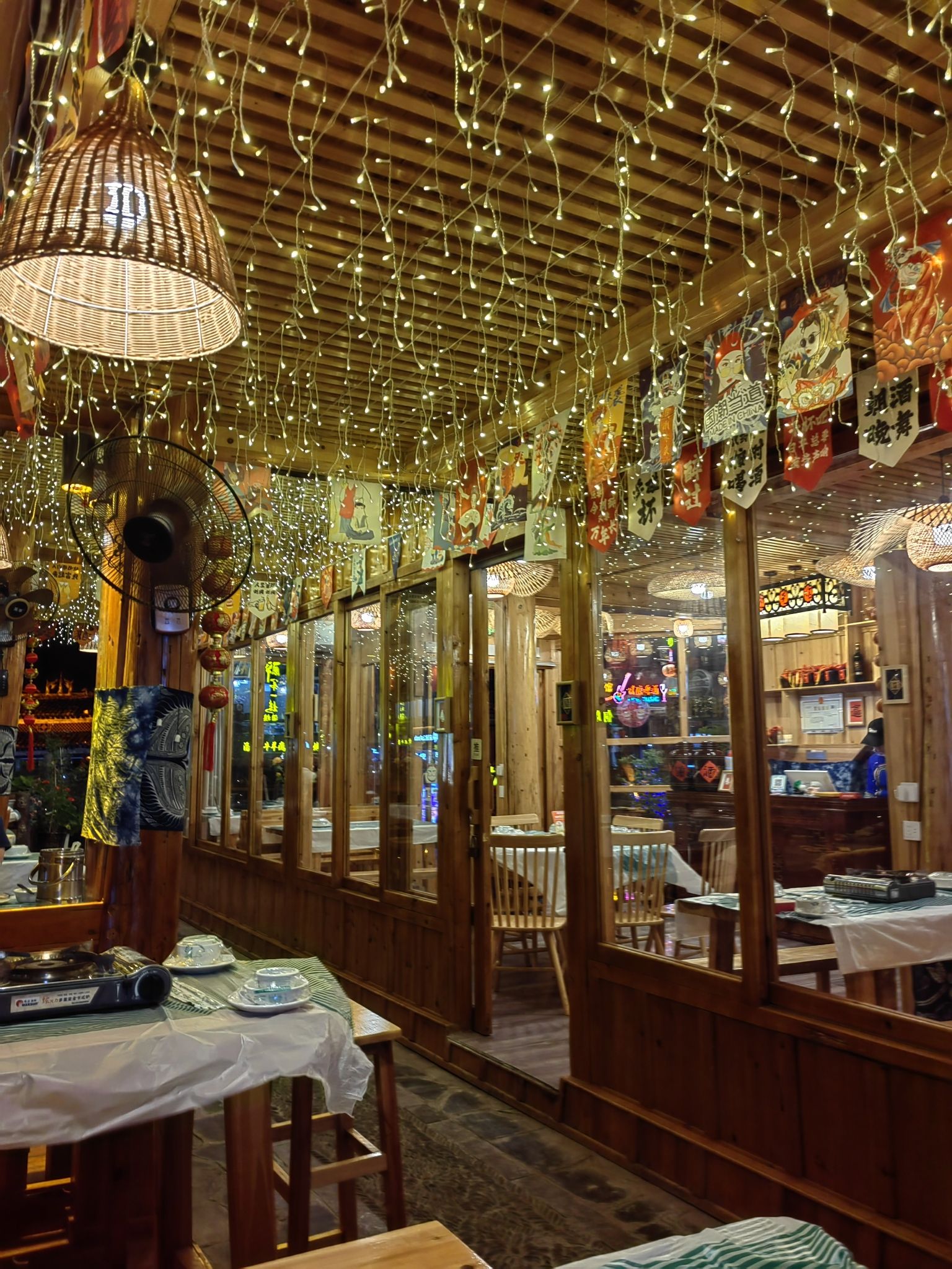溢香小楼观景餐厅