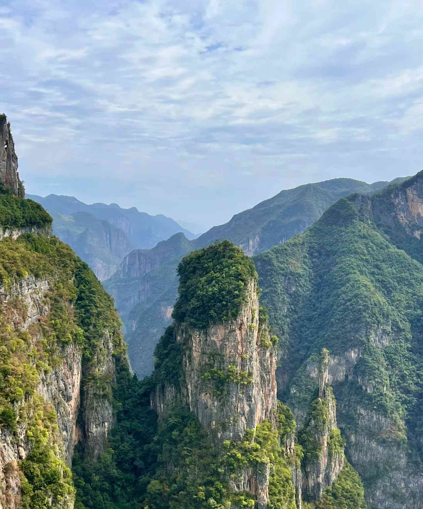 巫山神女景区巫峡红叶步道旅行图片 2
