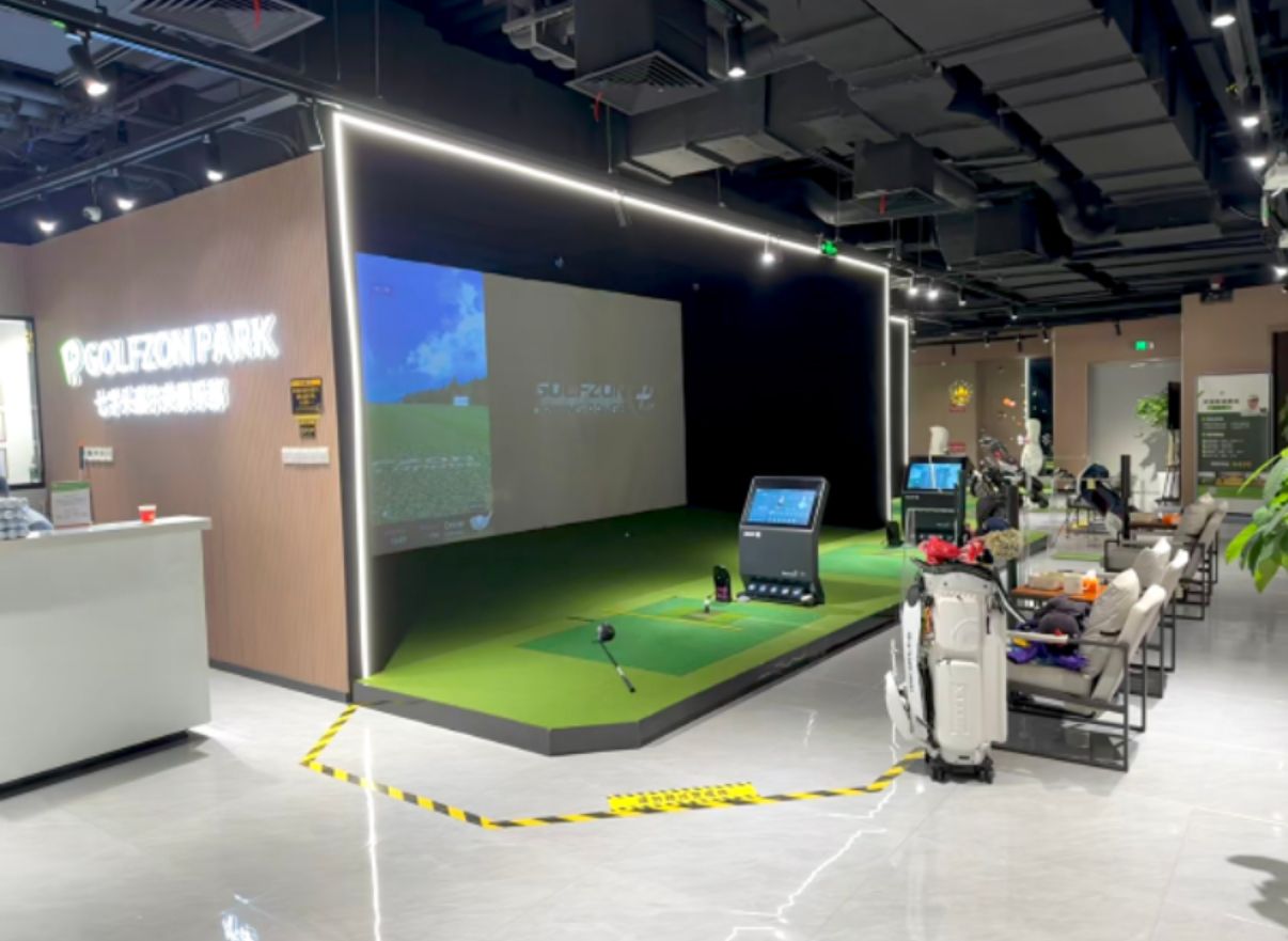 场地封面-GOLFZON PARK七字头高尔夫(西岸传媒港花园里店)