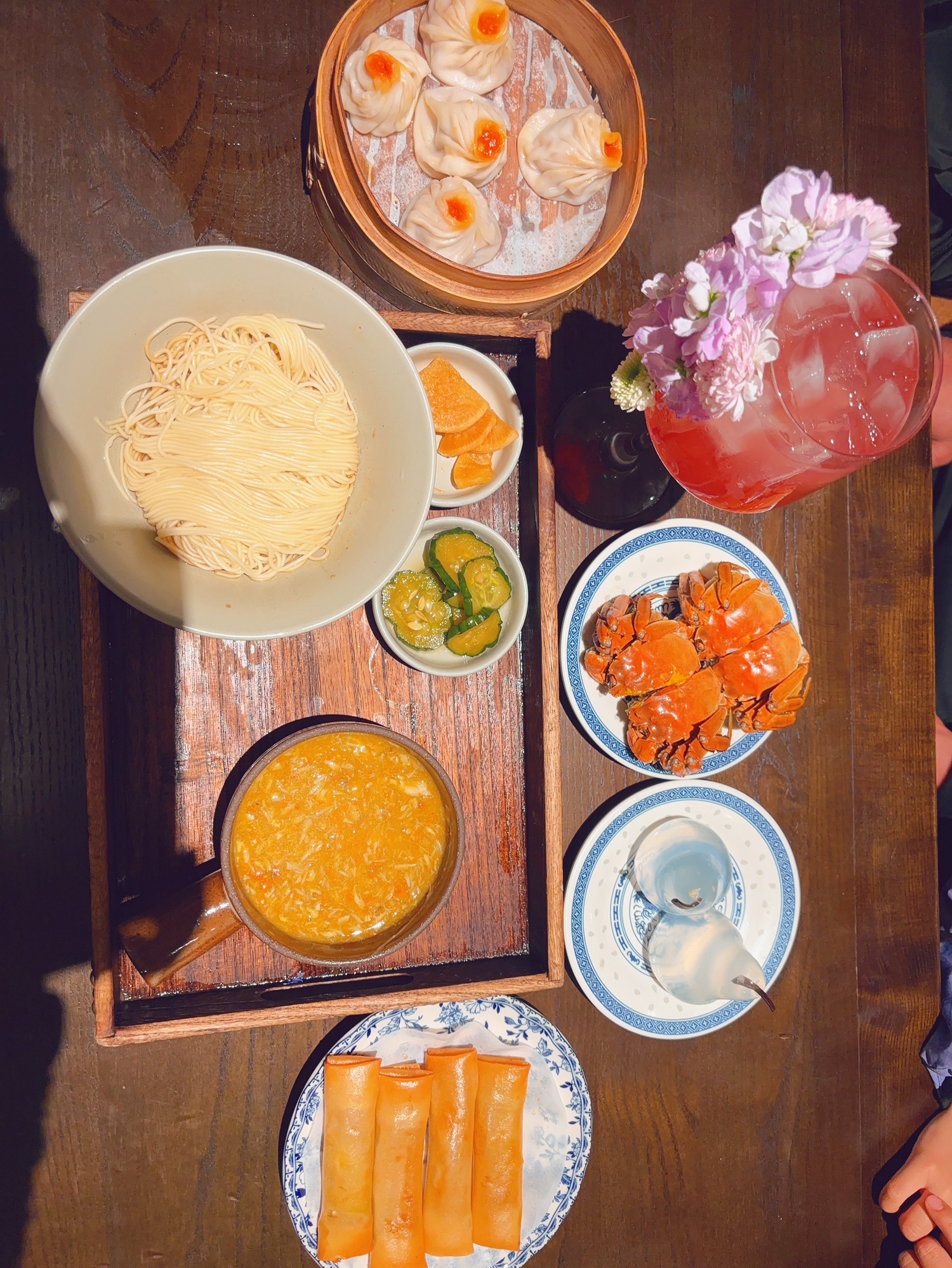 李百蟹·蟹黄面·江景餐厅(外滩二十二号店)