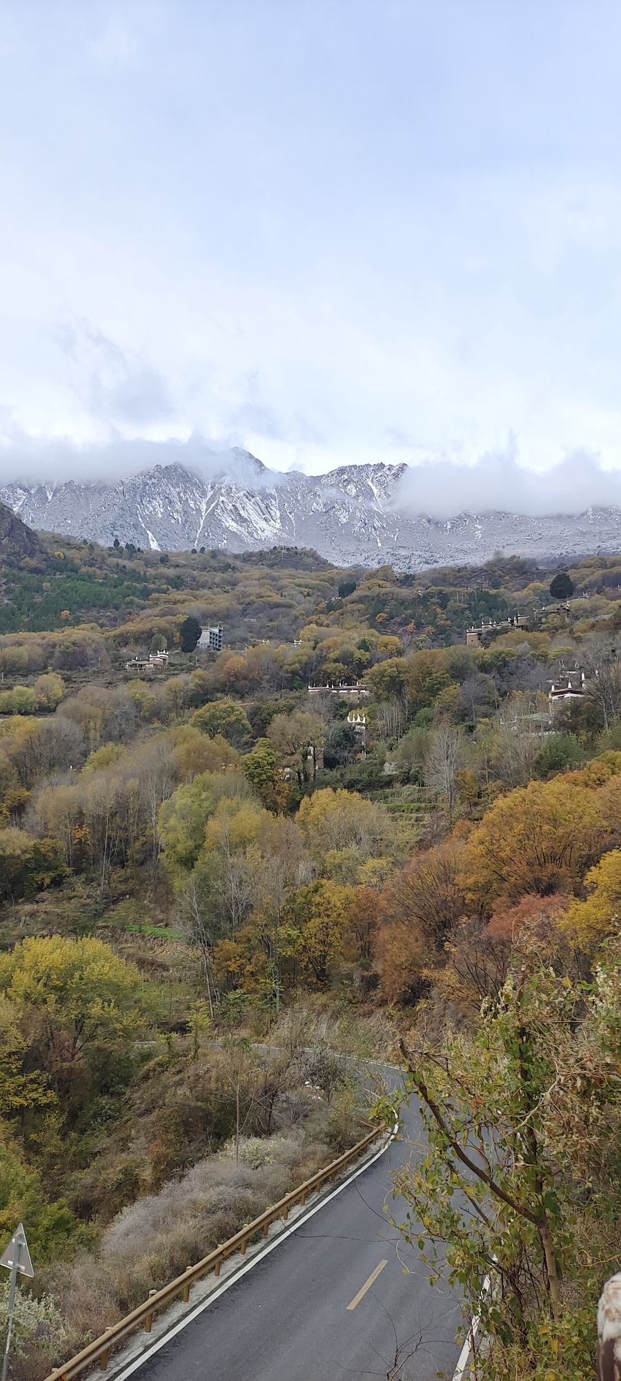 甲居藏寨大峡谷9号观景台旅行图片 1