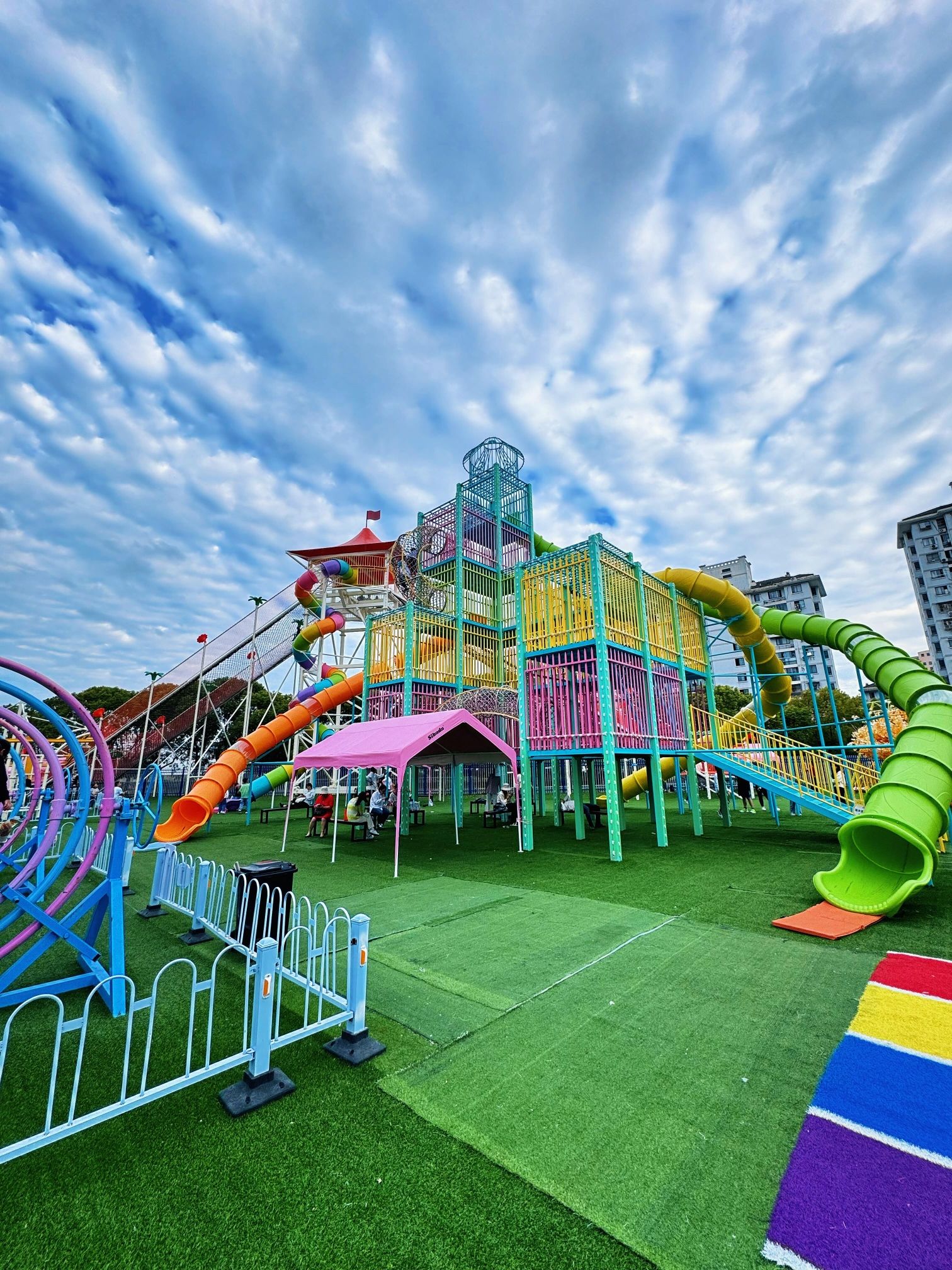 场地封面-嗨享乐亲子互动乐园(浦东康桥店)