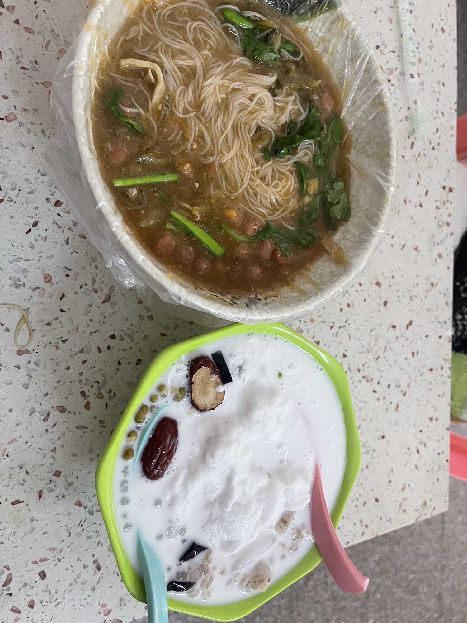 泽记正宗海南粉琼海炒冰清补凉