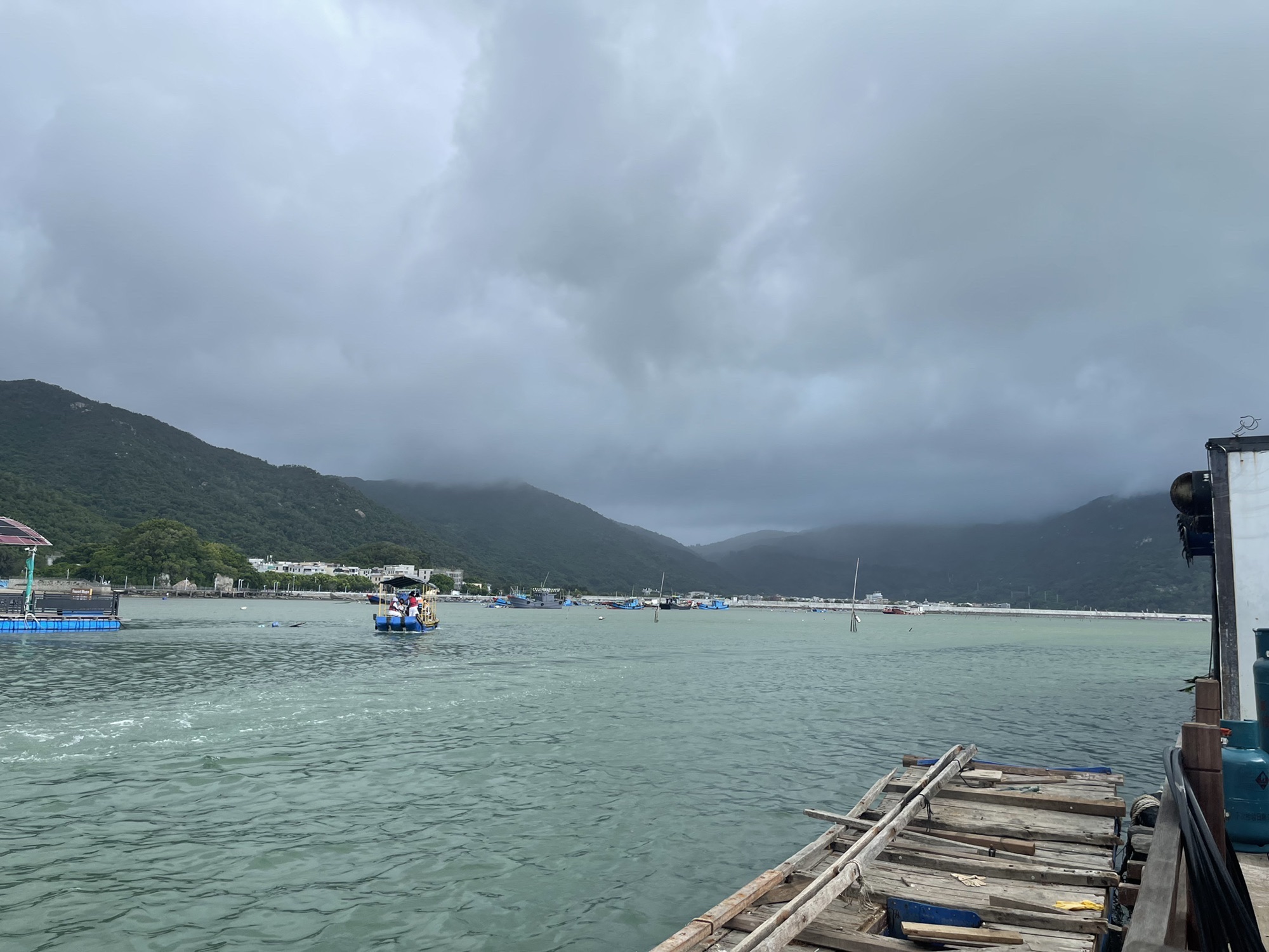 南澳海道湾露营基地
