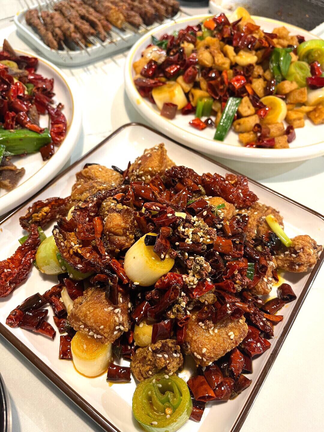 难寻烧烤·江湖菜餐厅