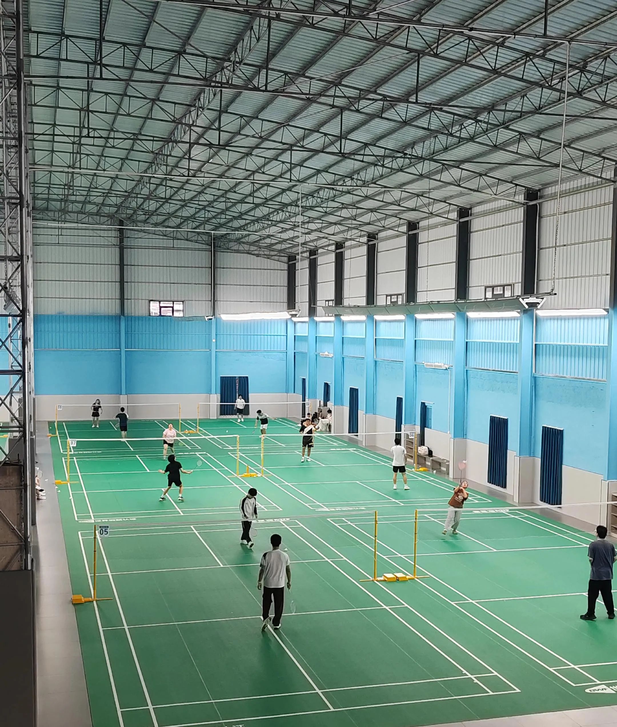 场地封面-闪电羽毛球馆